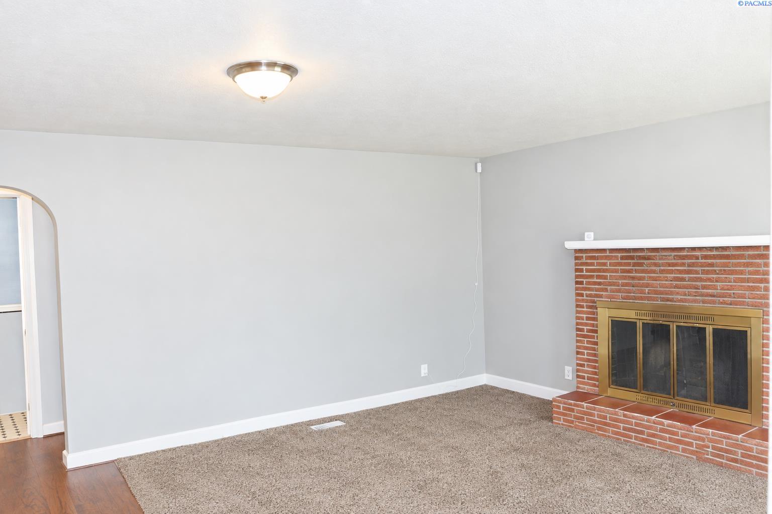 1315 W Kennewick Ave, Kennewick, WA 99336