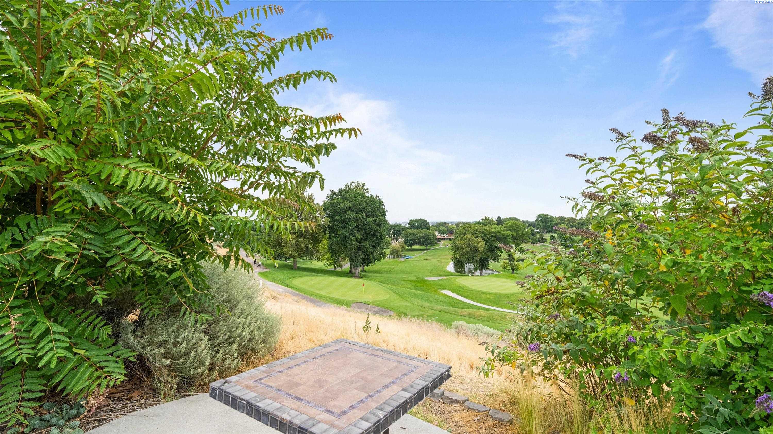 428 N Underwood St, Kennewick, WA 99336