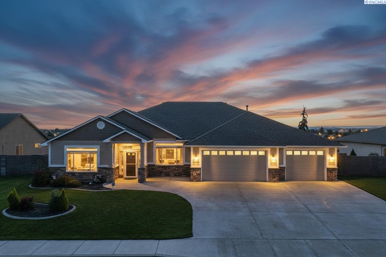 4502 Tamarisk Dr, Pasco, WA 99301