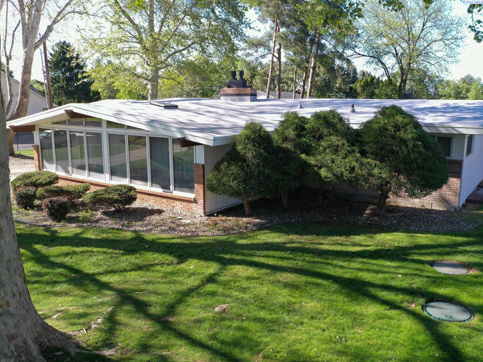 9013 Franklin Rd, Pasco, WA 99301
