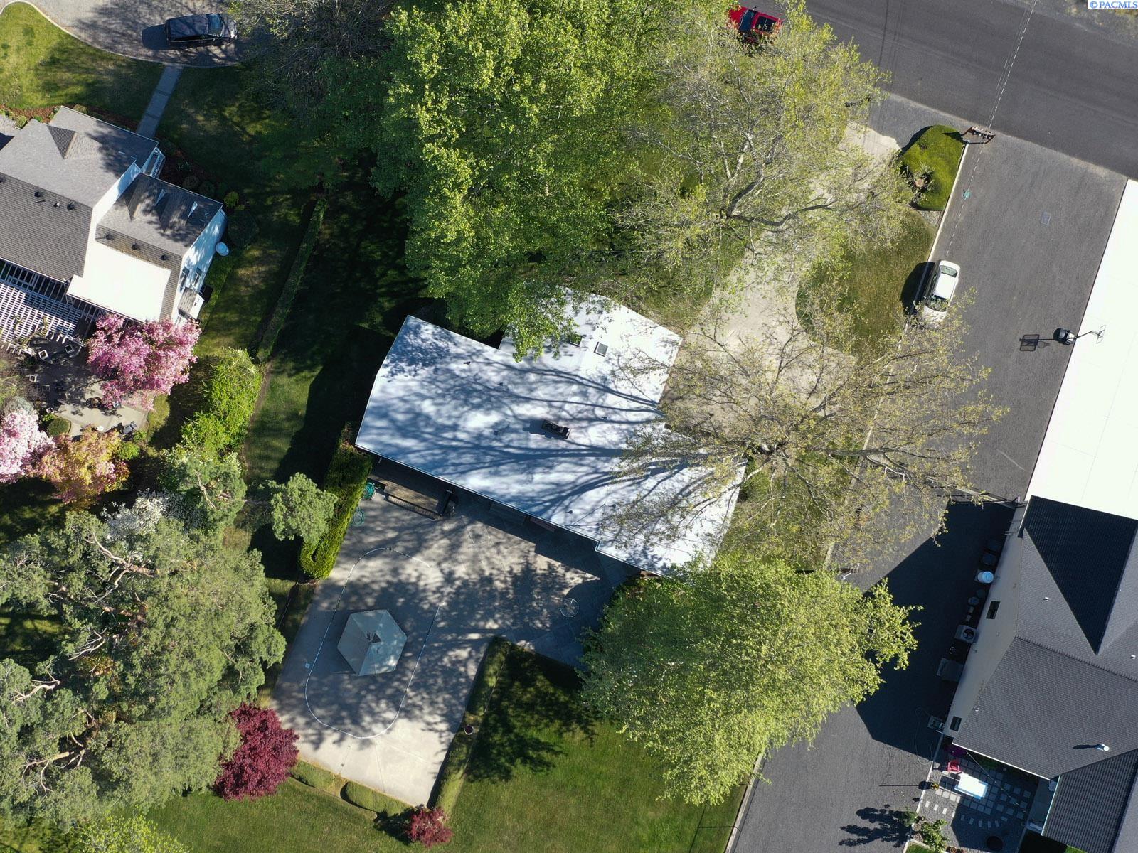 9013 Franklin Rd, Pasco, WA 99301