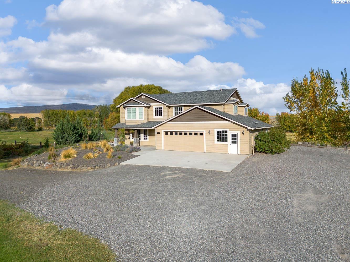 113520 N Harrington Pr Ne, West Richland, WA 99353