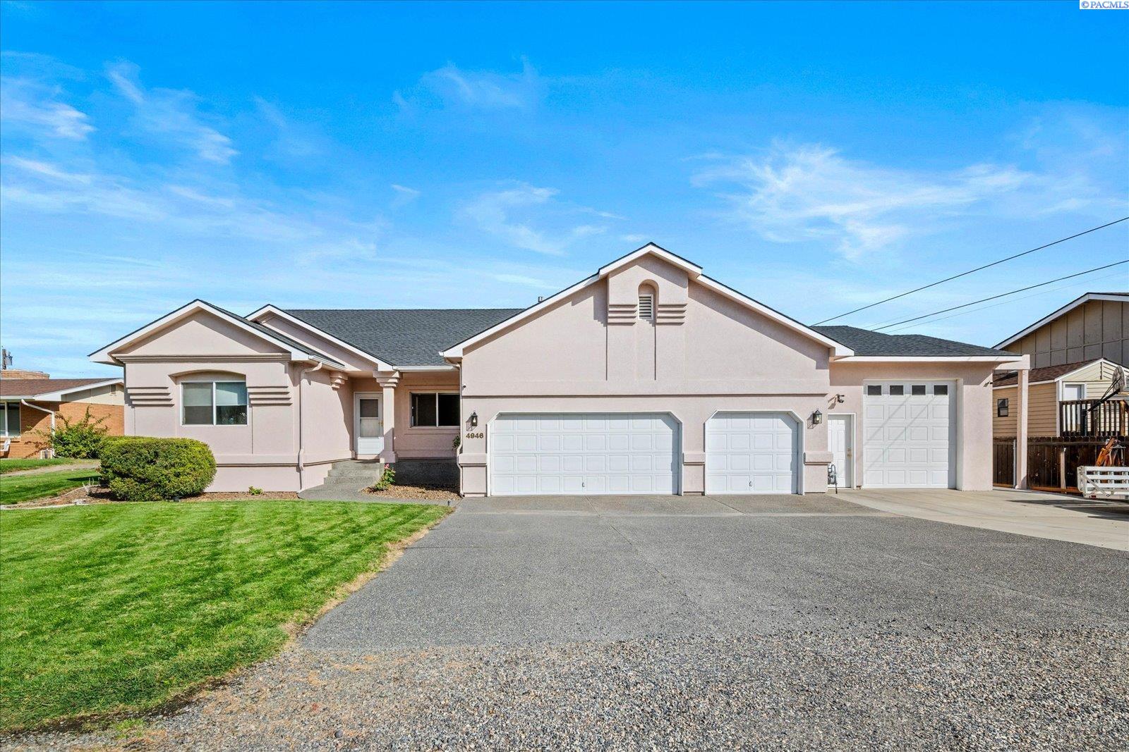 4946 W Tucannon Ave, Kennewick, WA 99336
