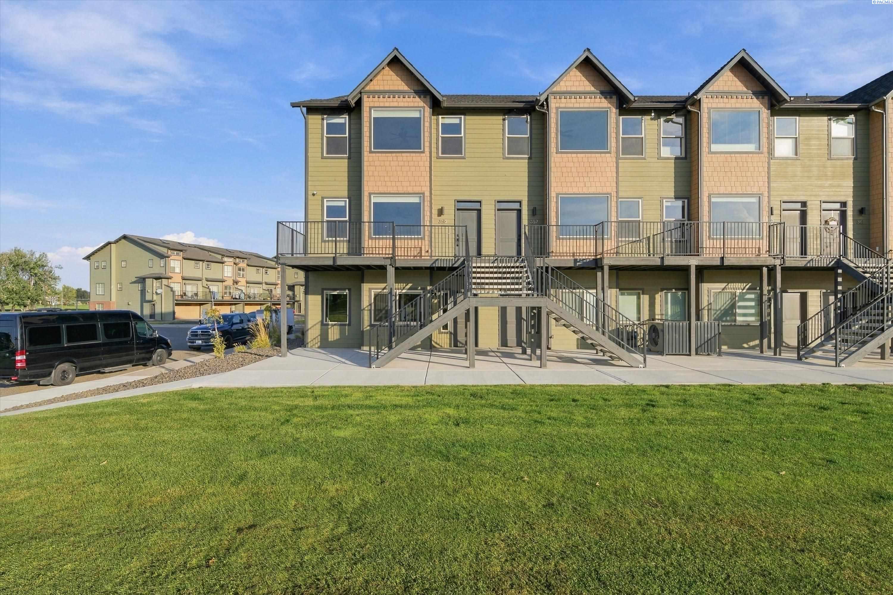 355 Columbia Point Dr, Richland, WA 99352
