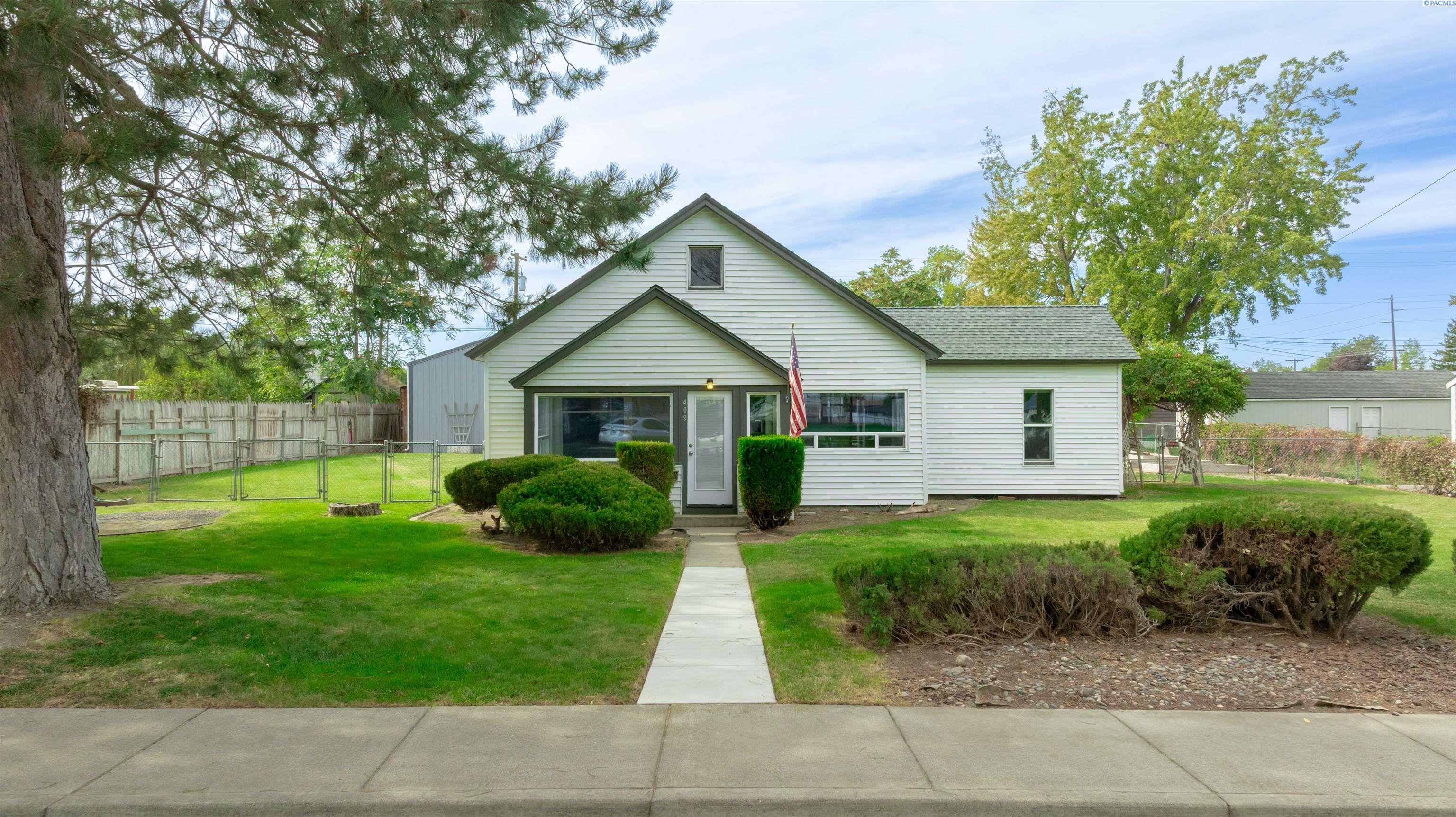 409 N Garfield St, Kennewick, WA 99336