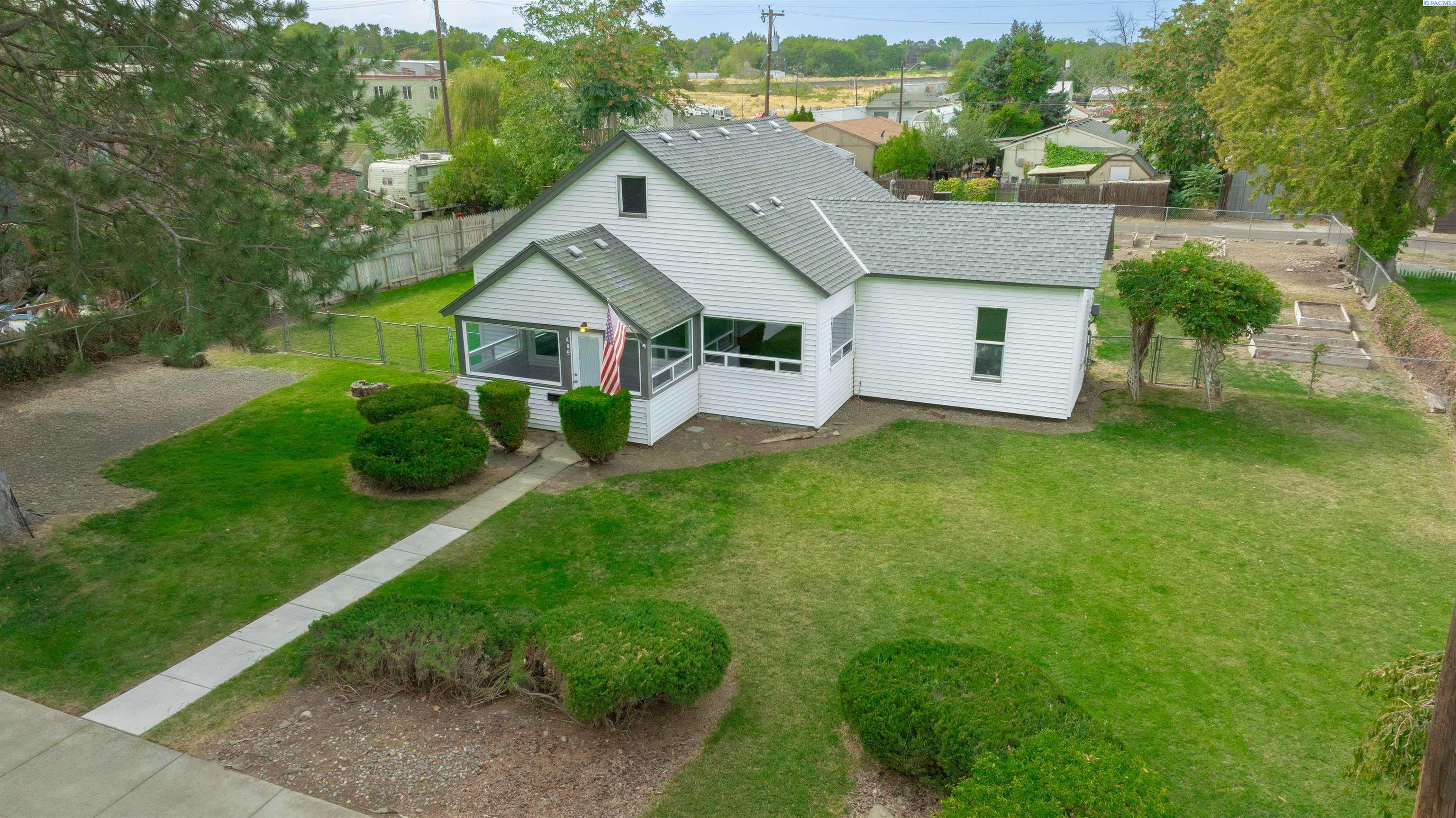 409 N Garfield St, Kennewick, WA 99336