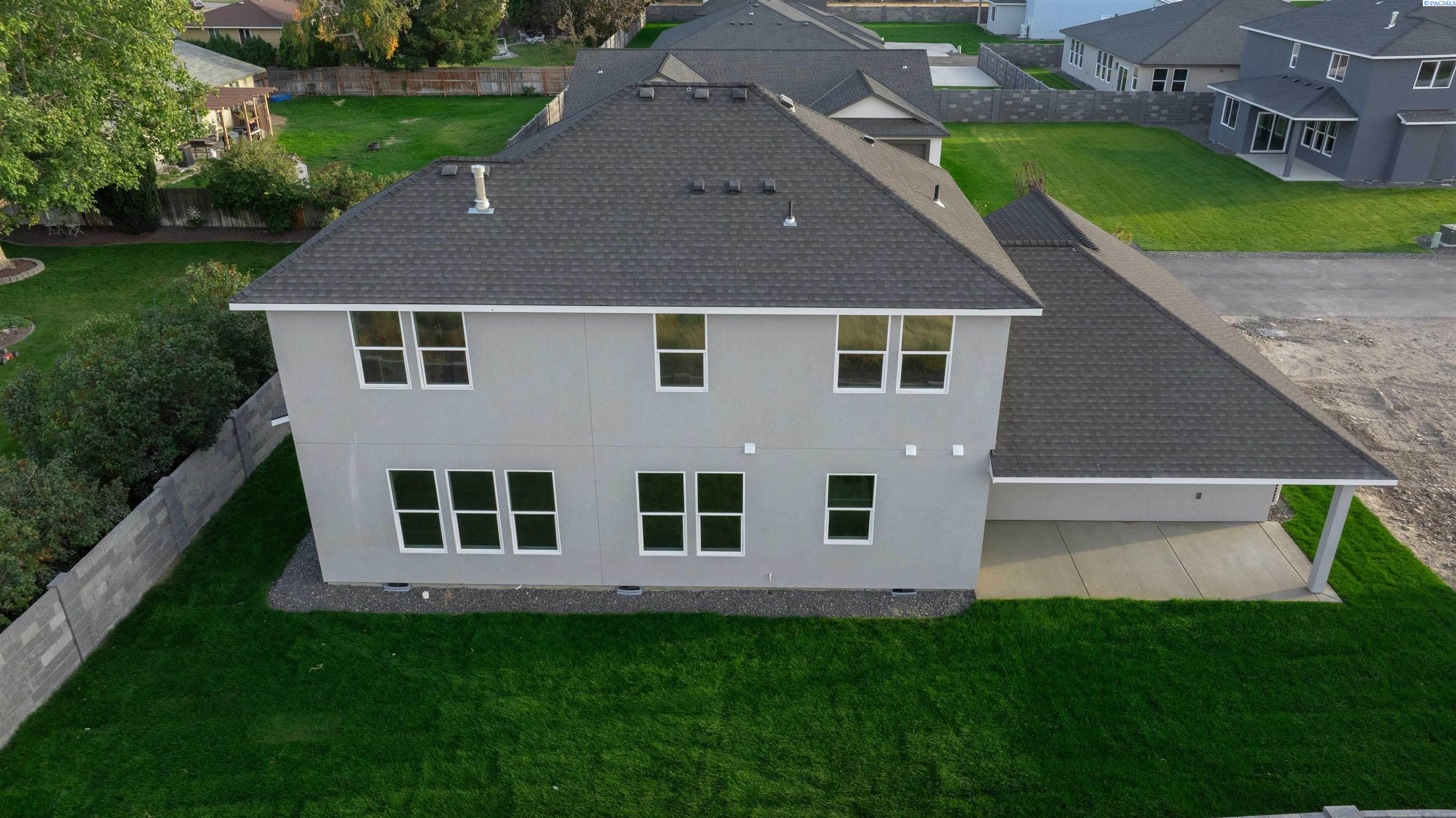 5424 W Okanogan Ave, Kennewick, WA 99336