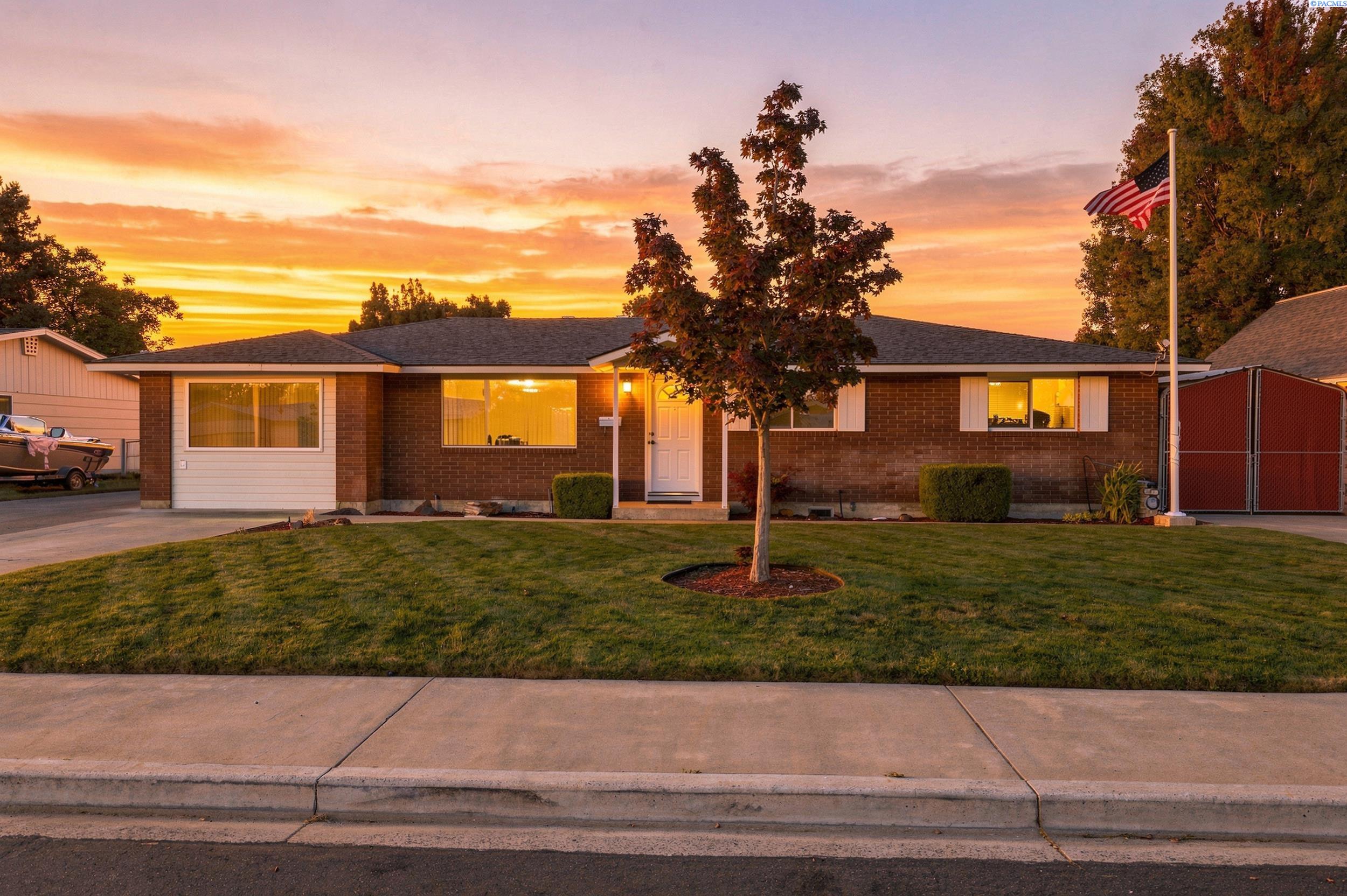 540 Holly St, Richland, WA 99352