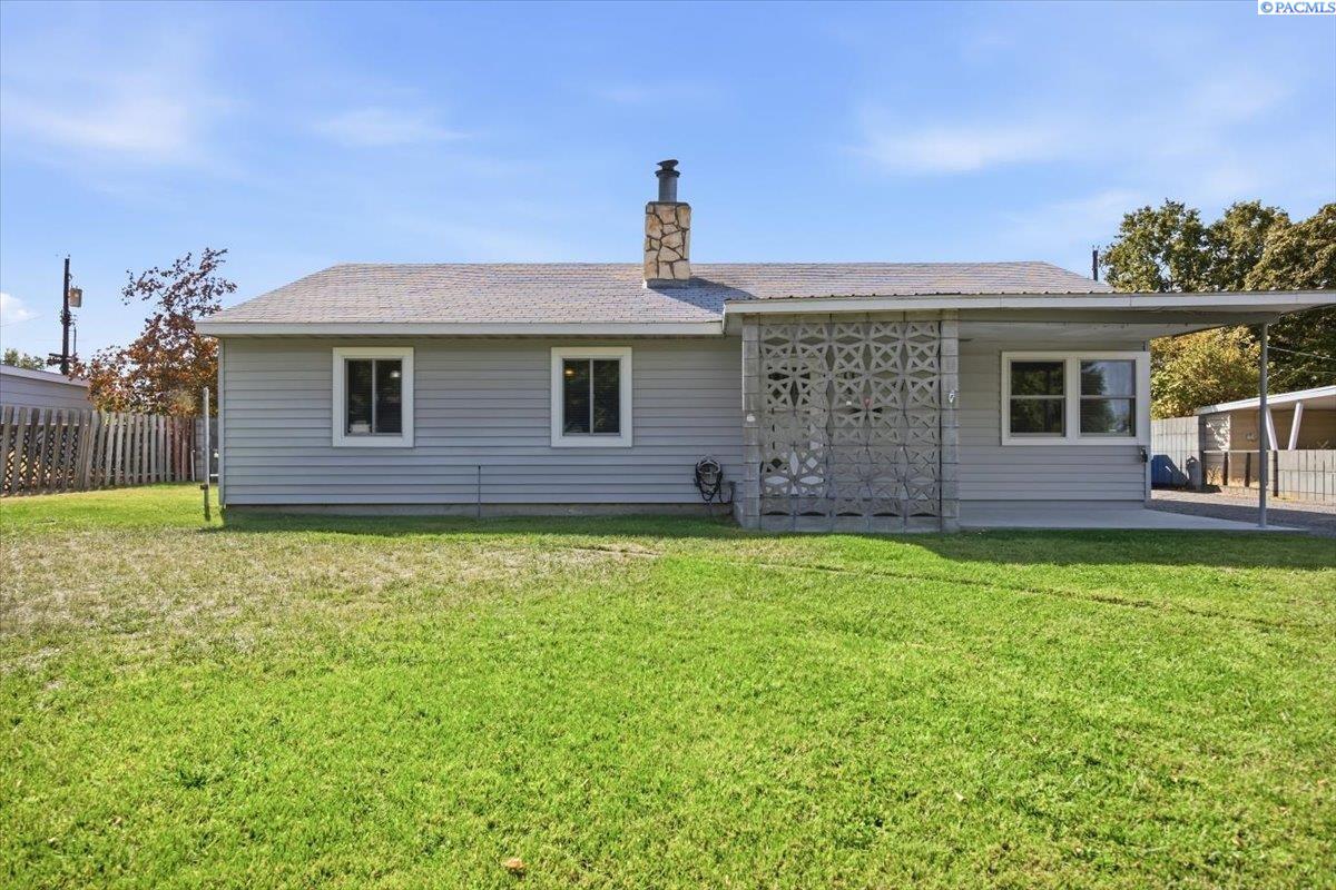 413 Basswood Ave, Richland, WA 99352