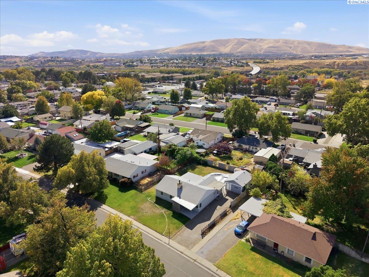 413 Basswood Ave, Richland, WA 99352
