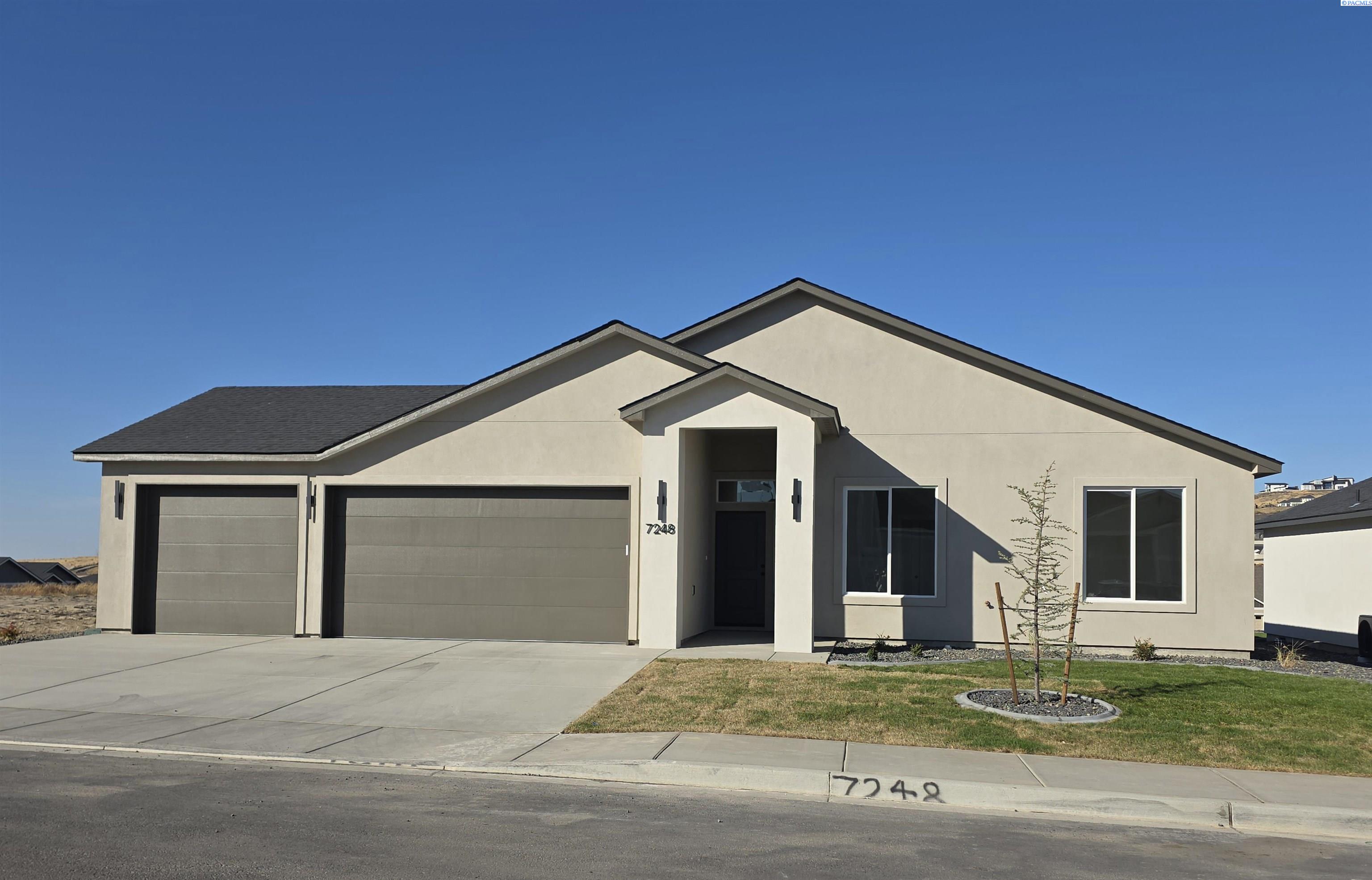7248 W 31st Pl, Kennewick, WA 99338