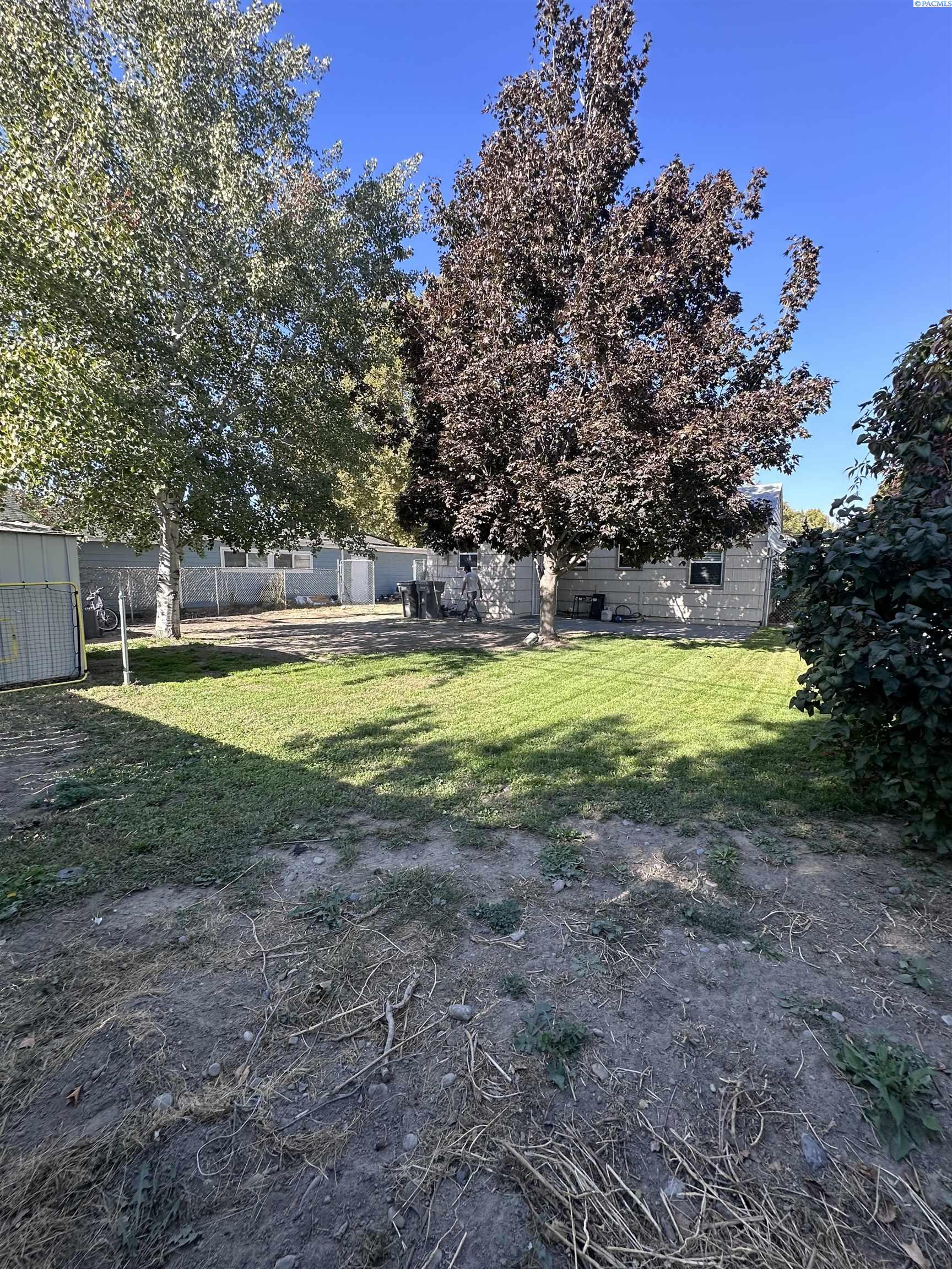 1209 W 1st, Kennewick, WA 99336