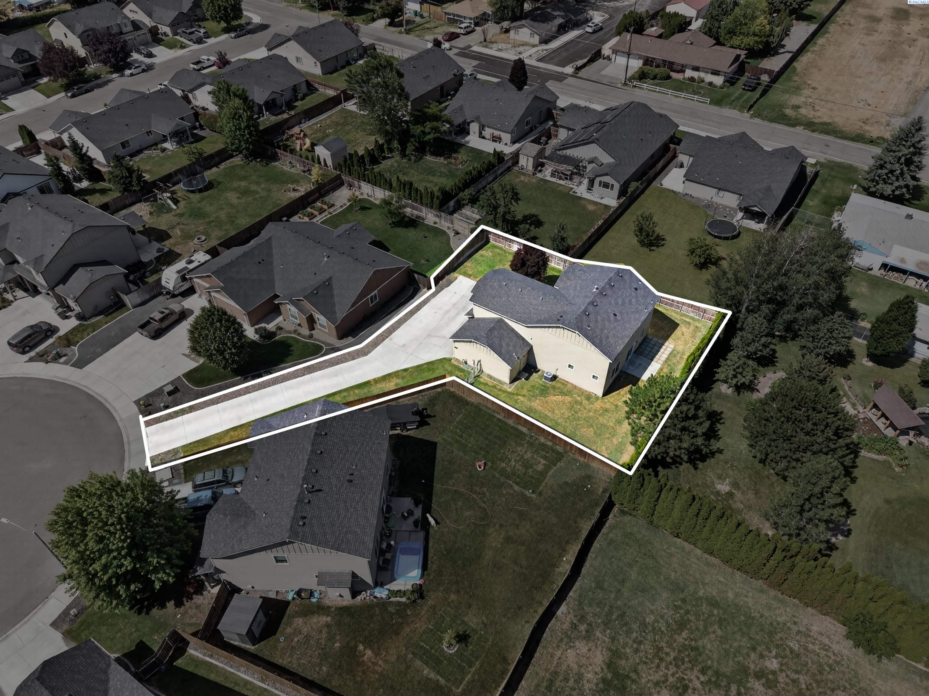 2822 S Hartford Pl, Kennewick, WA 99337