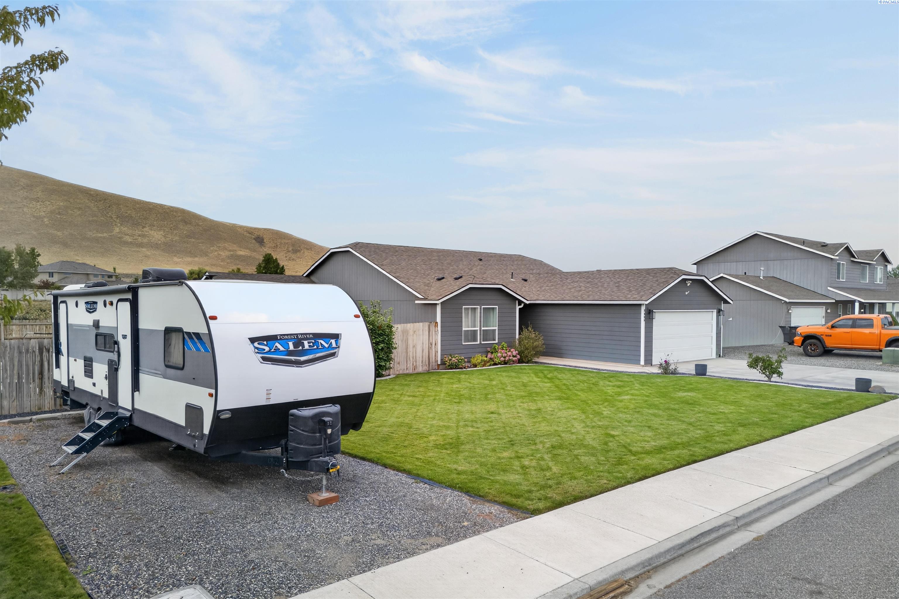 5405 Kirkwood Ln, West Richland, WA 99353