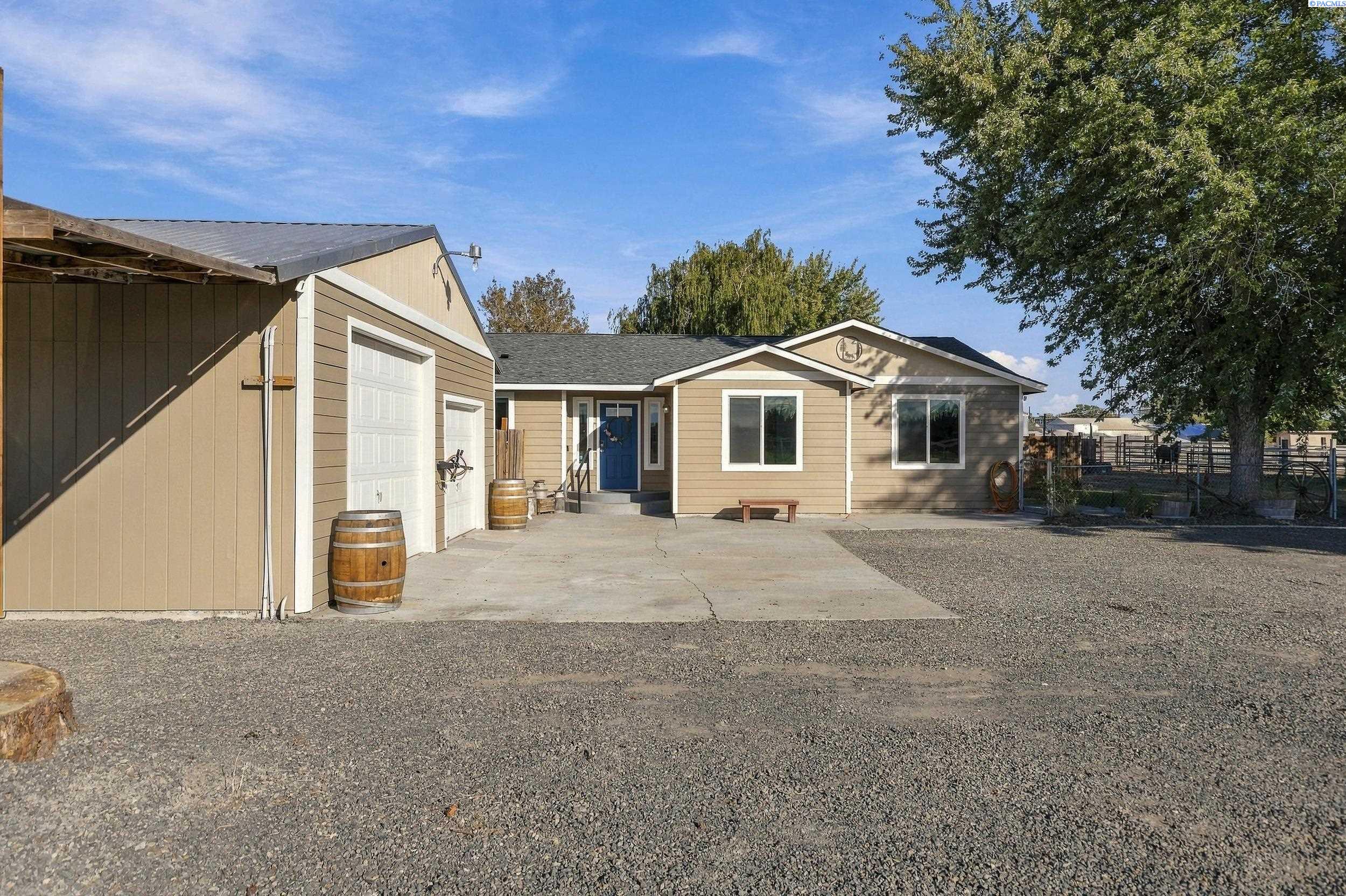 218612 E Perkins Rd, Kennewick, WA 99337