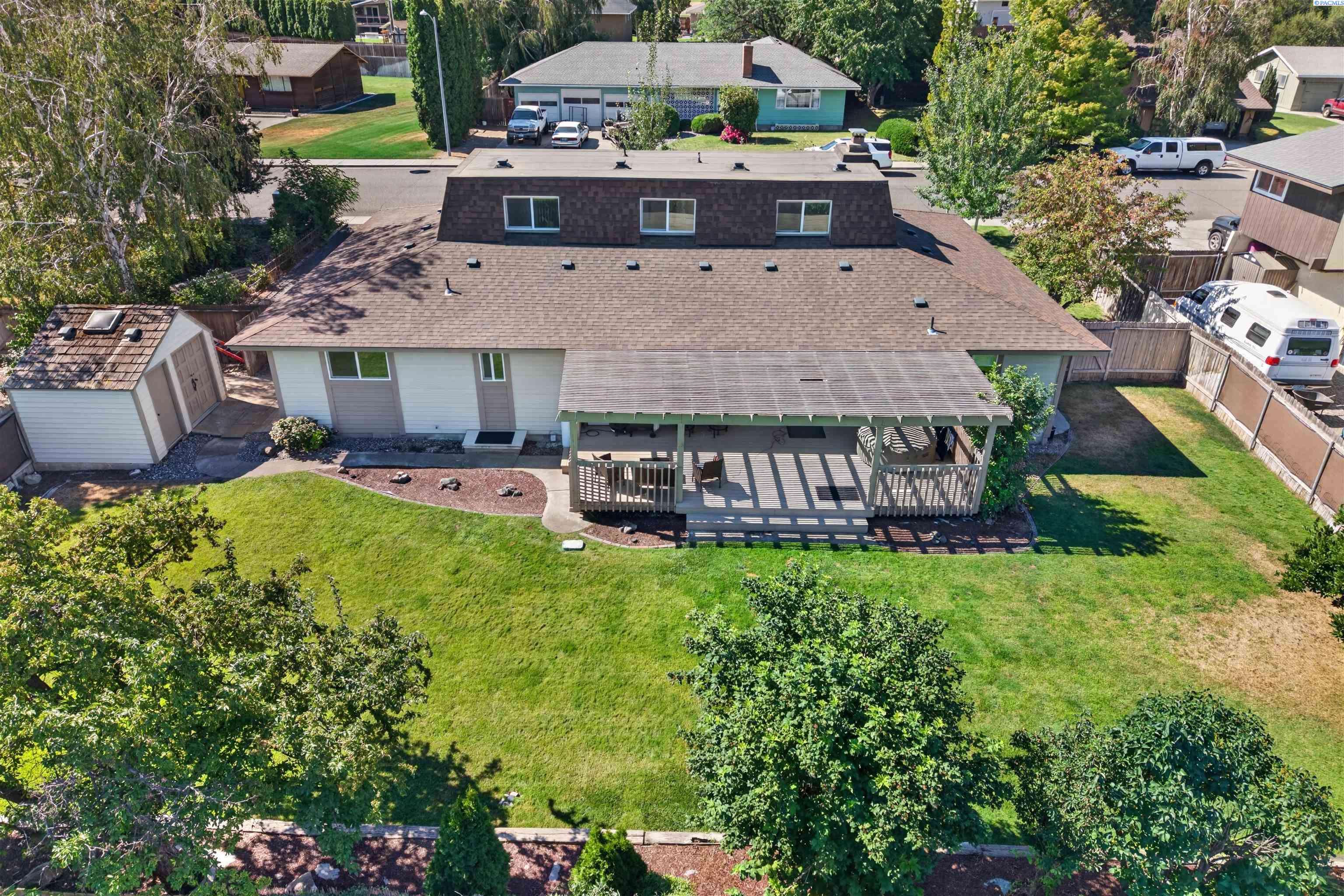 4008 W 18th Ave, Kennewick, WA 99338