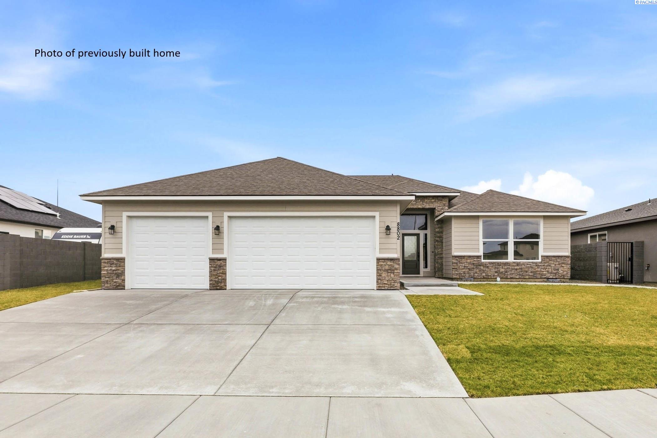 6605 Rd 90, Pasco, WA 99301