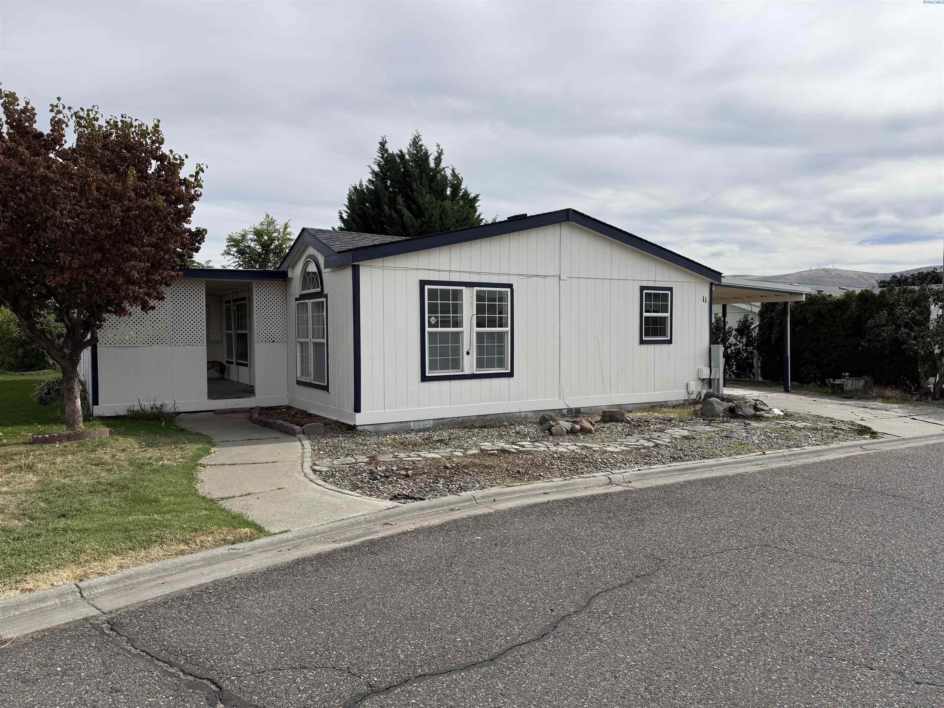 355 Old Inland Empire Hwy #11, Prosser, WA 99350