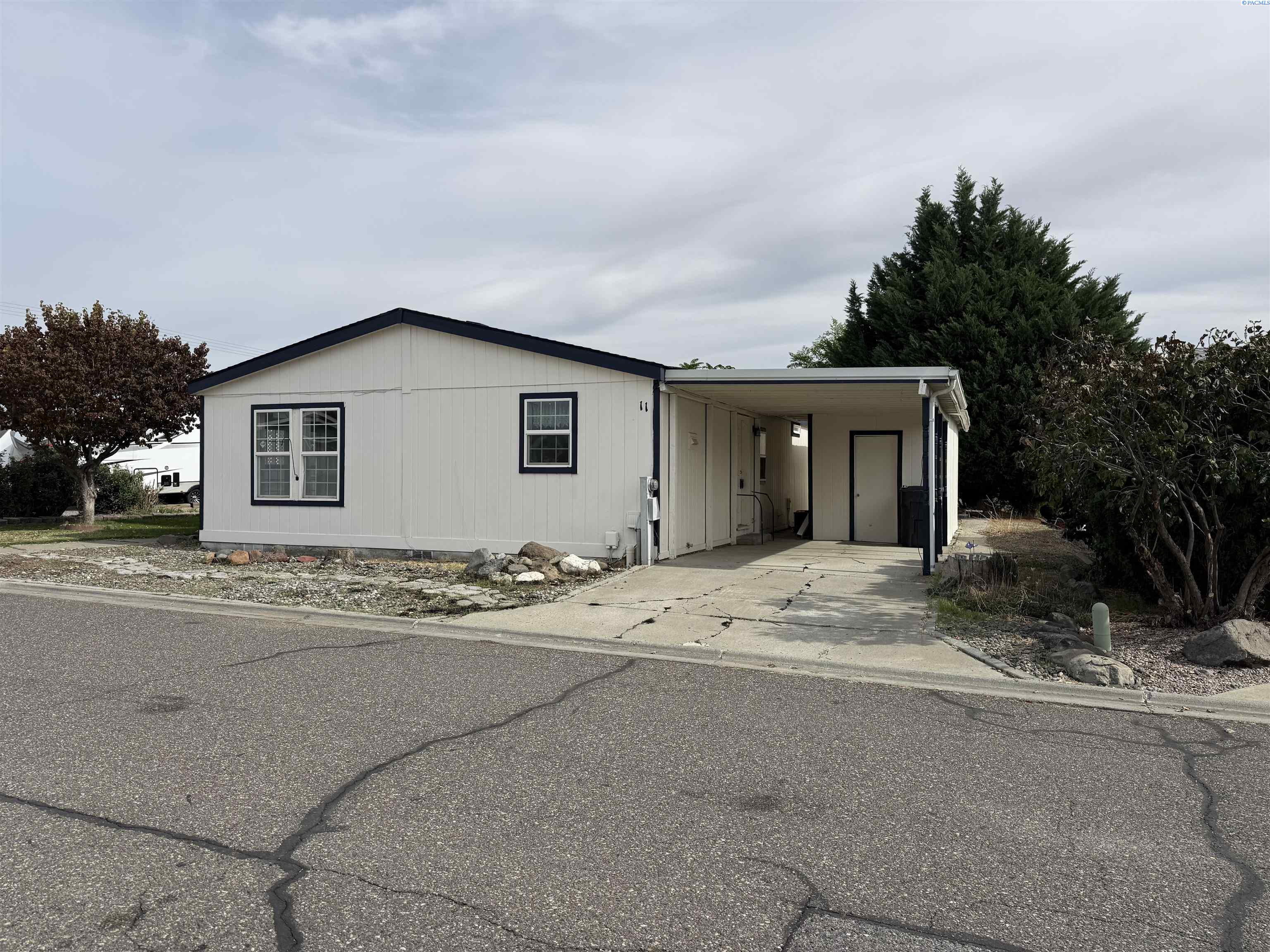 355 Old Inland Empire Hwy #11, Prosser, WA 99350