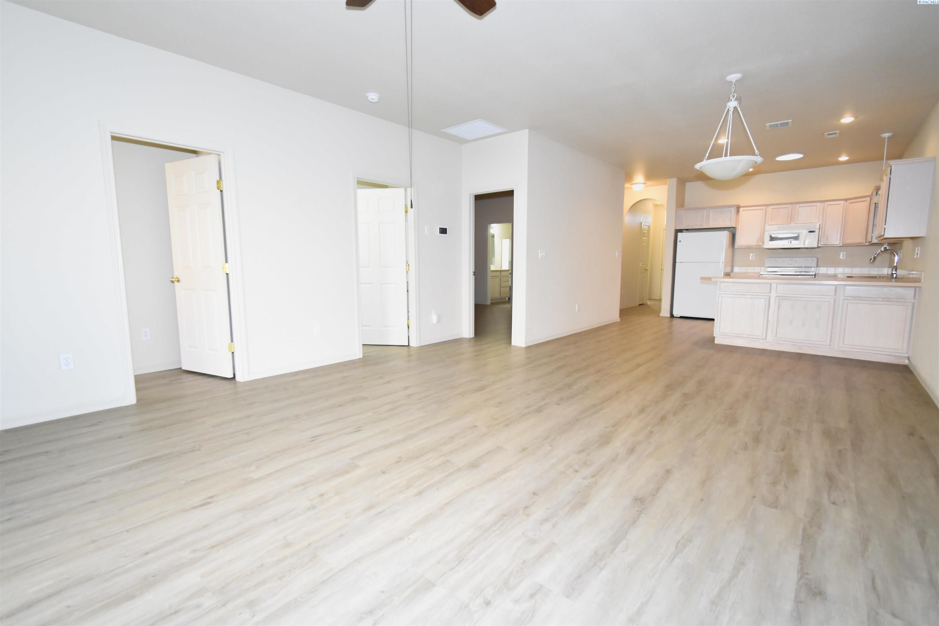 9810 Mia Ln, Pasco, WA 99301