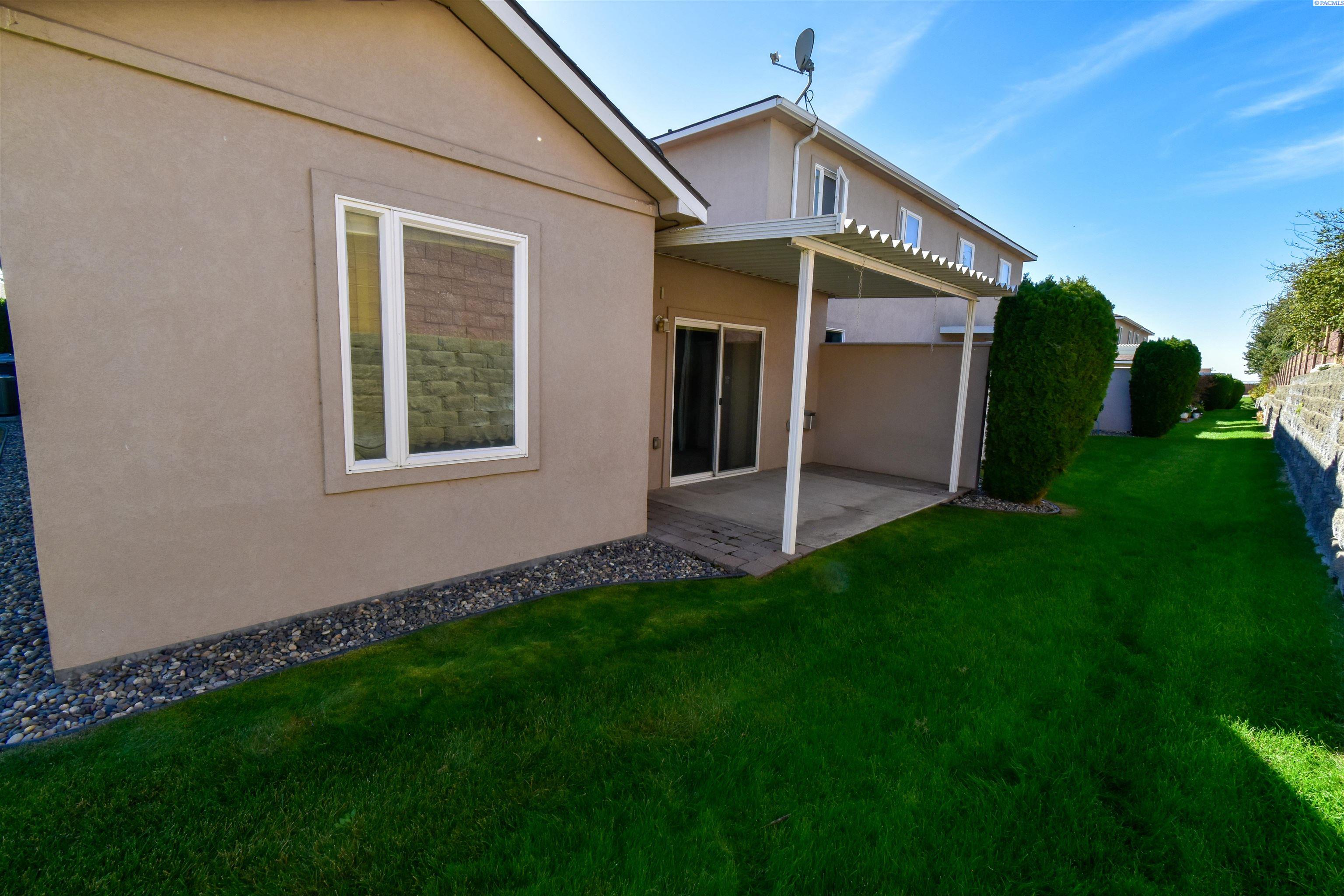 9810 Mia Ln, Pasco, WA 99301