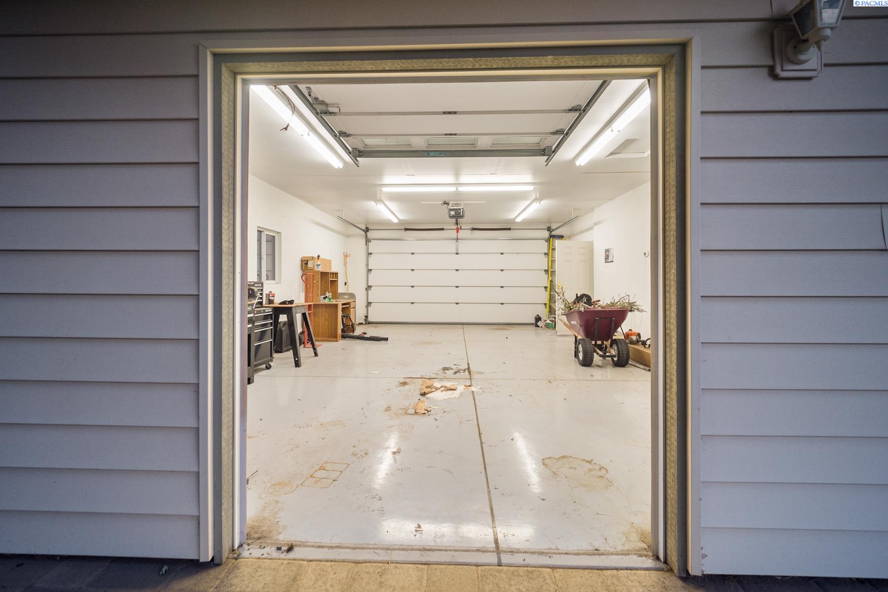 4209 S Elm St, Kennewick, WA 99337