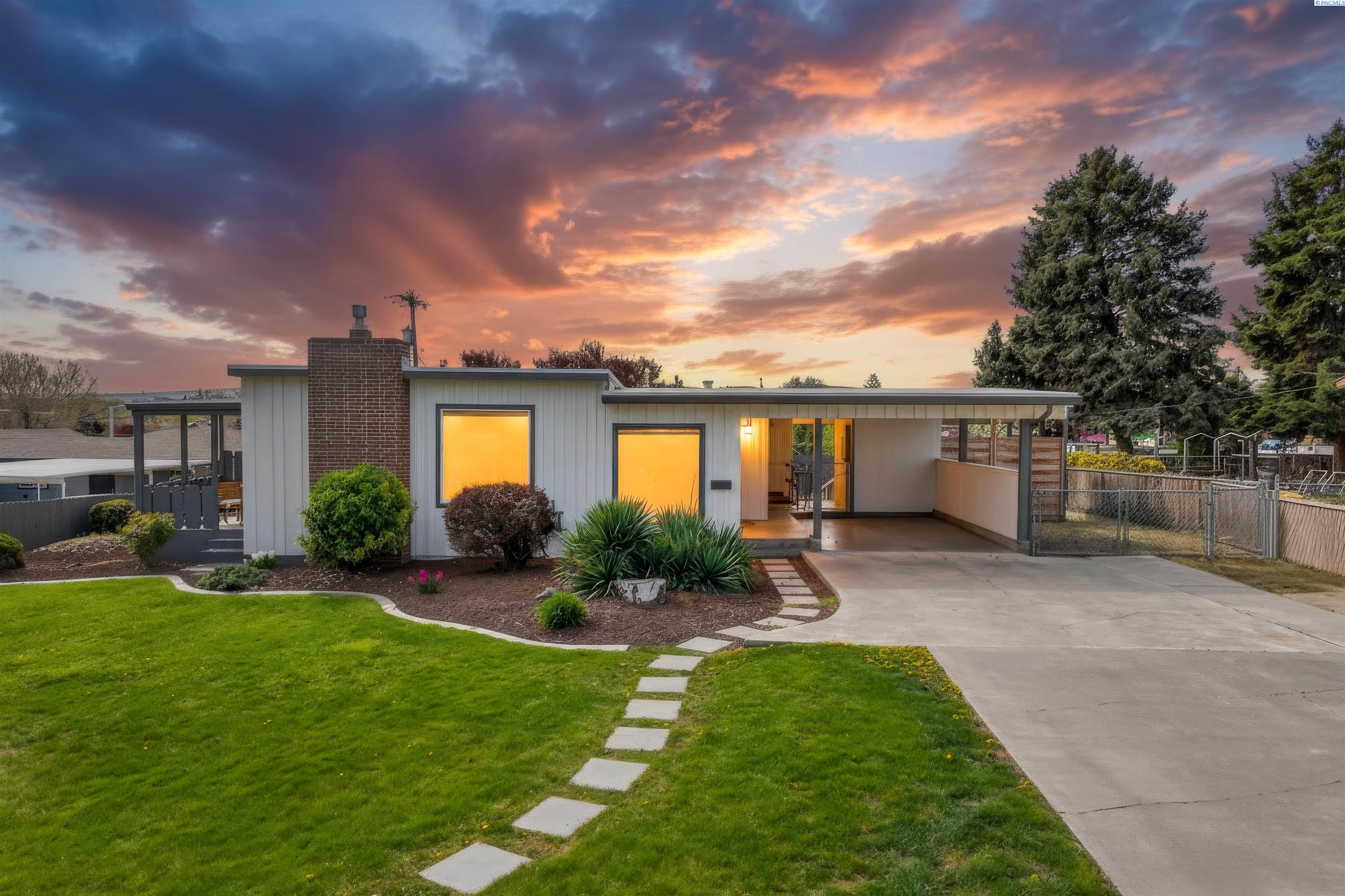 4209 W Albany, Kennewick, WA 99336