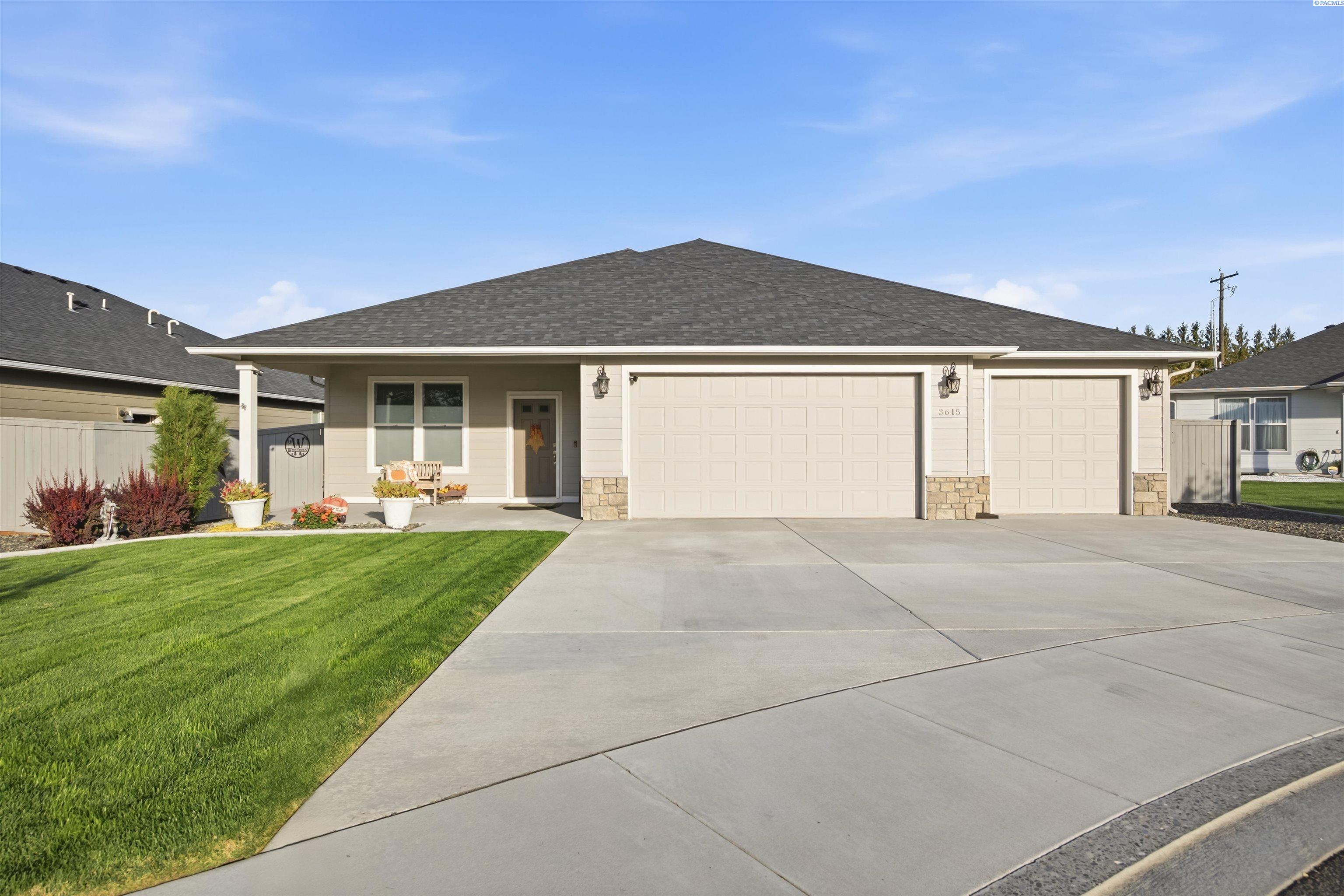 3615 S Palouse Ct, Kennewick, WA 99337