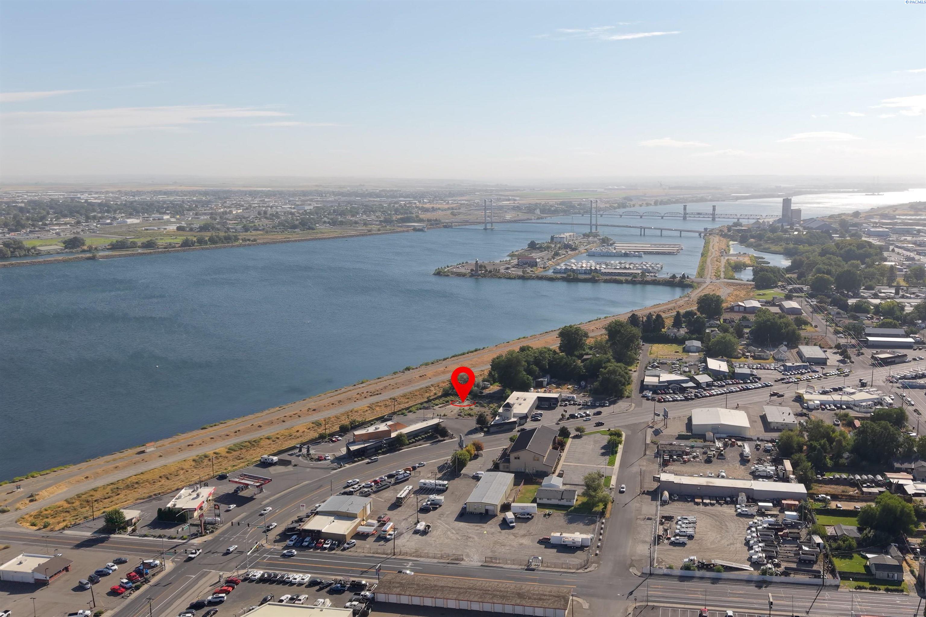627 N Everett St, Kennewick, WA 99336