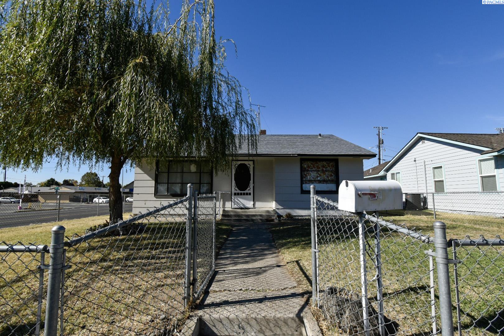 904 N 15th Ave, Pasco, WA 99301