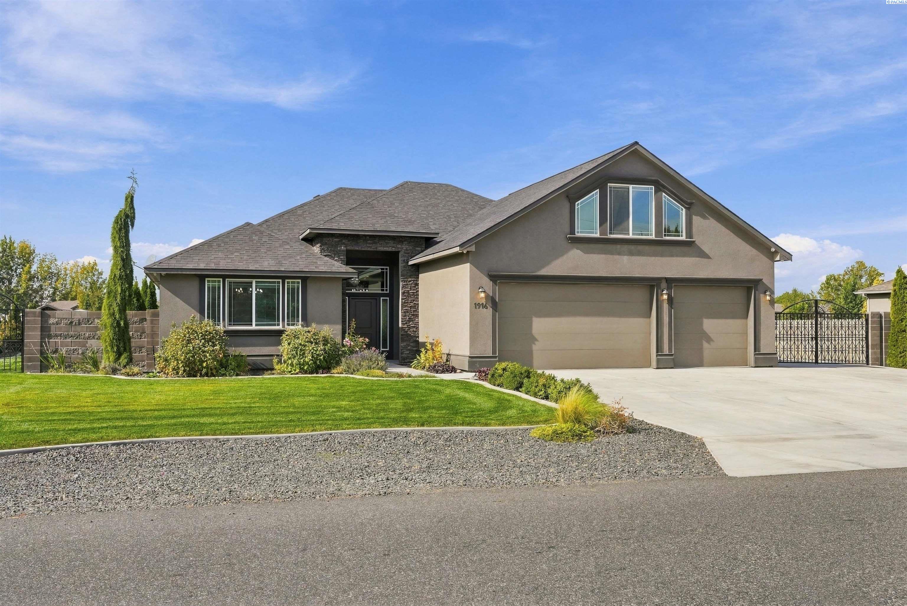 1916 Road 72, Pasco, WA 99301