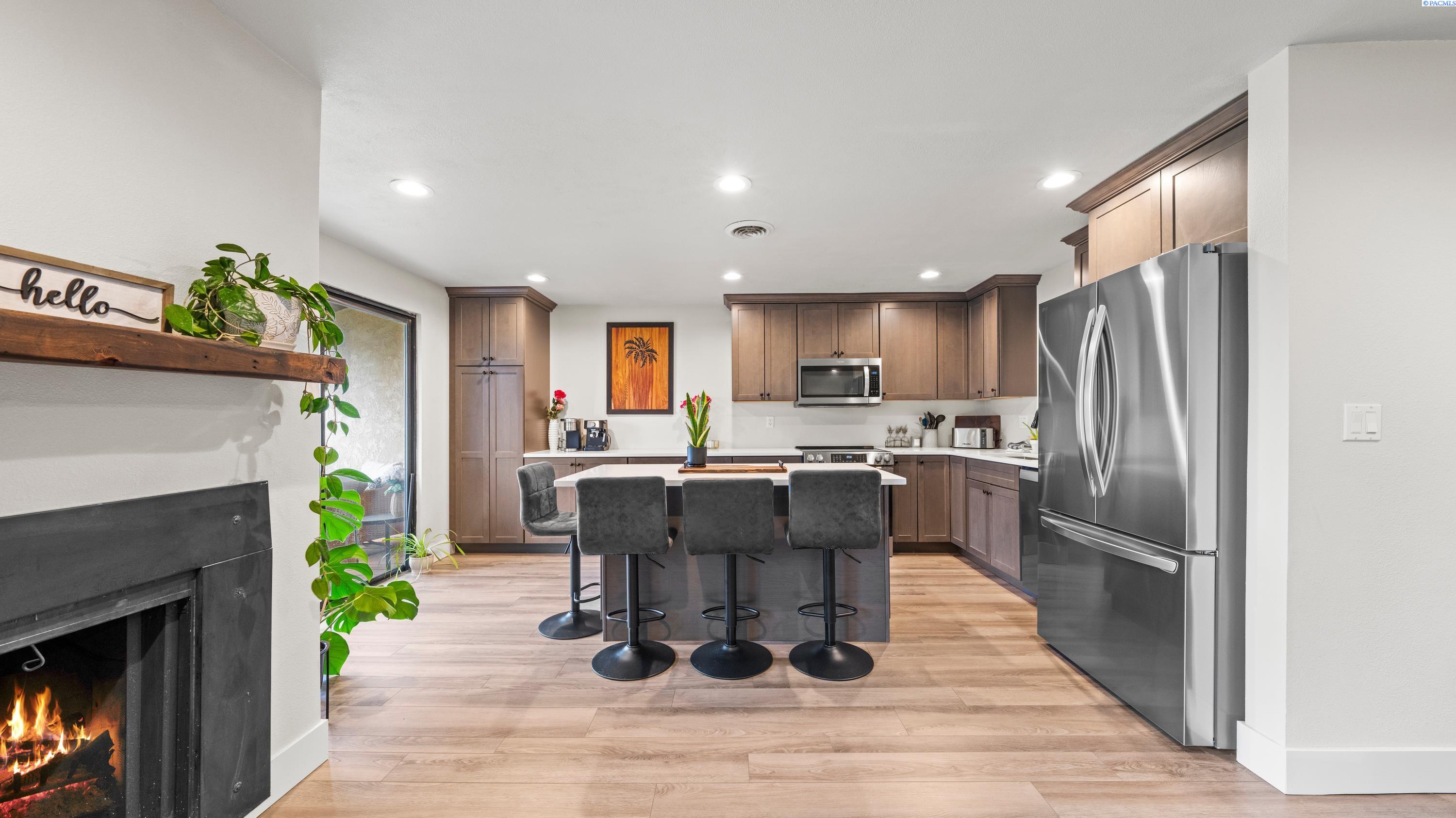 303 Gage Blvd #313, Richland, WA 99352