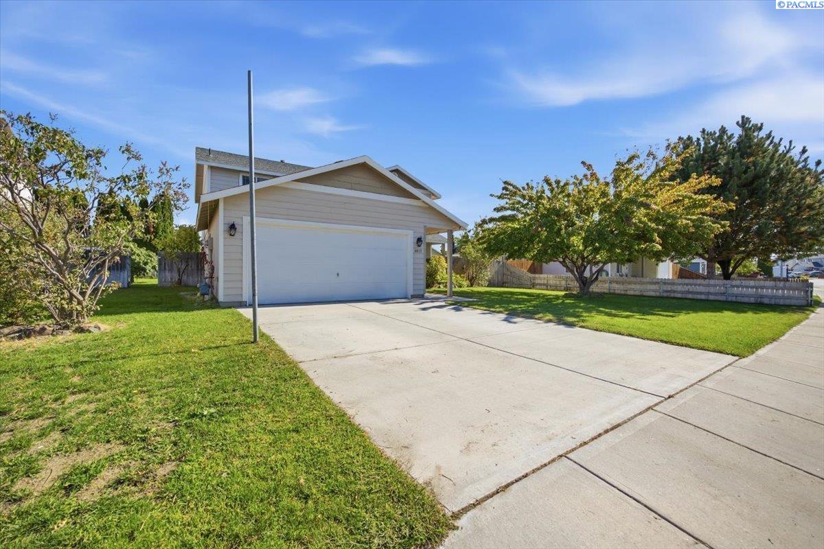 4617 Muris Ln, Pasco, WA 99301-9321