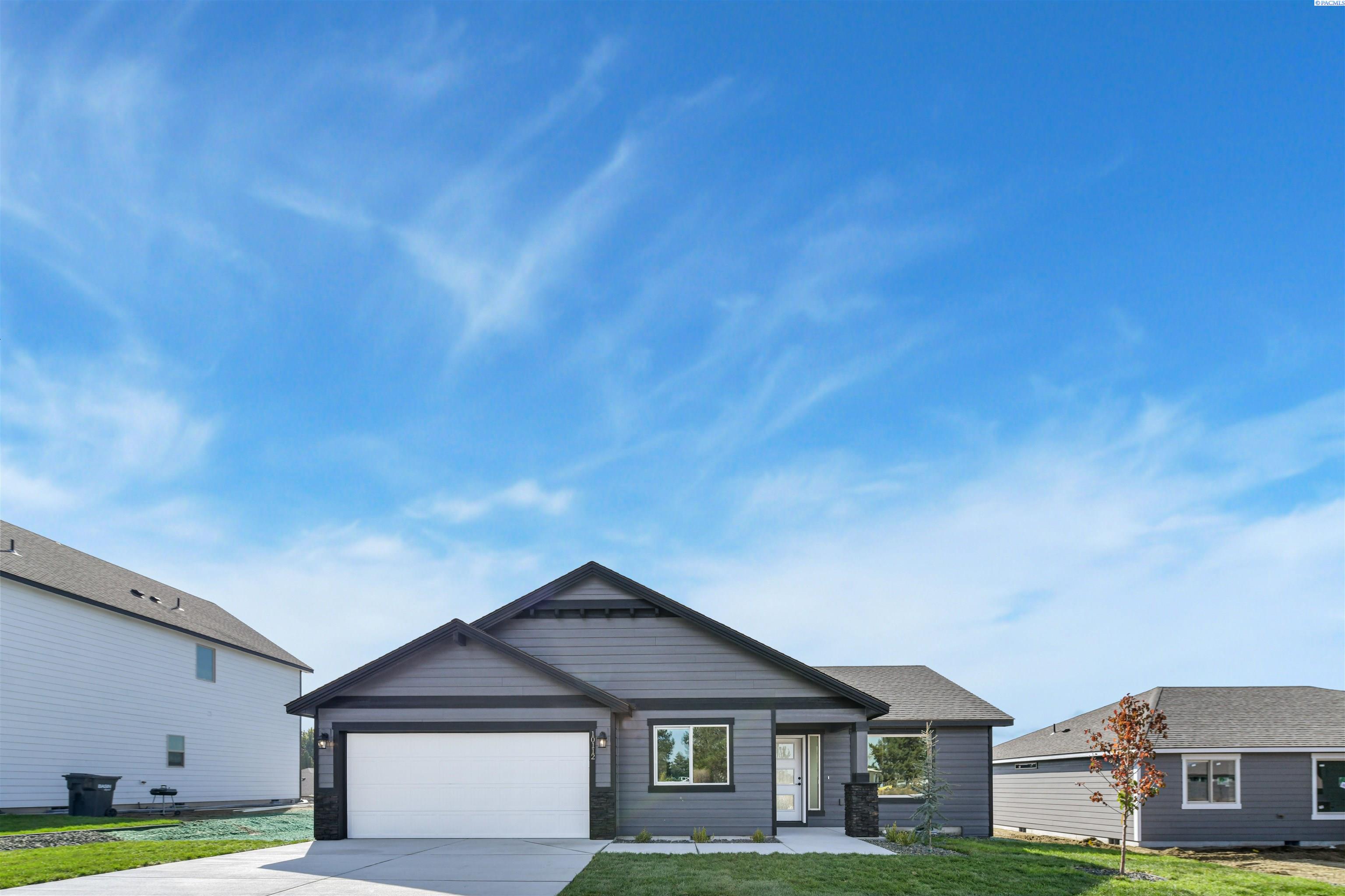 10112 Sunset Trl, Pasco, WA 99301