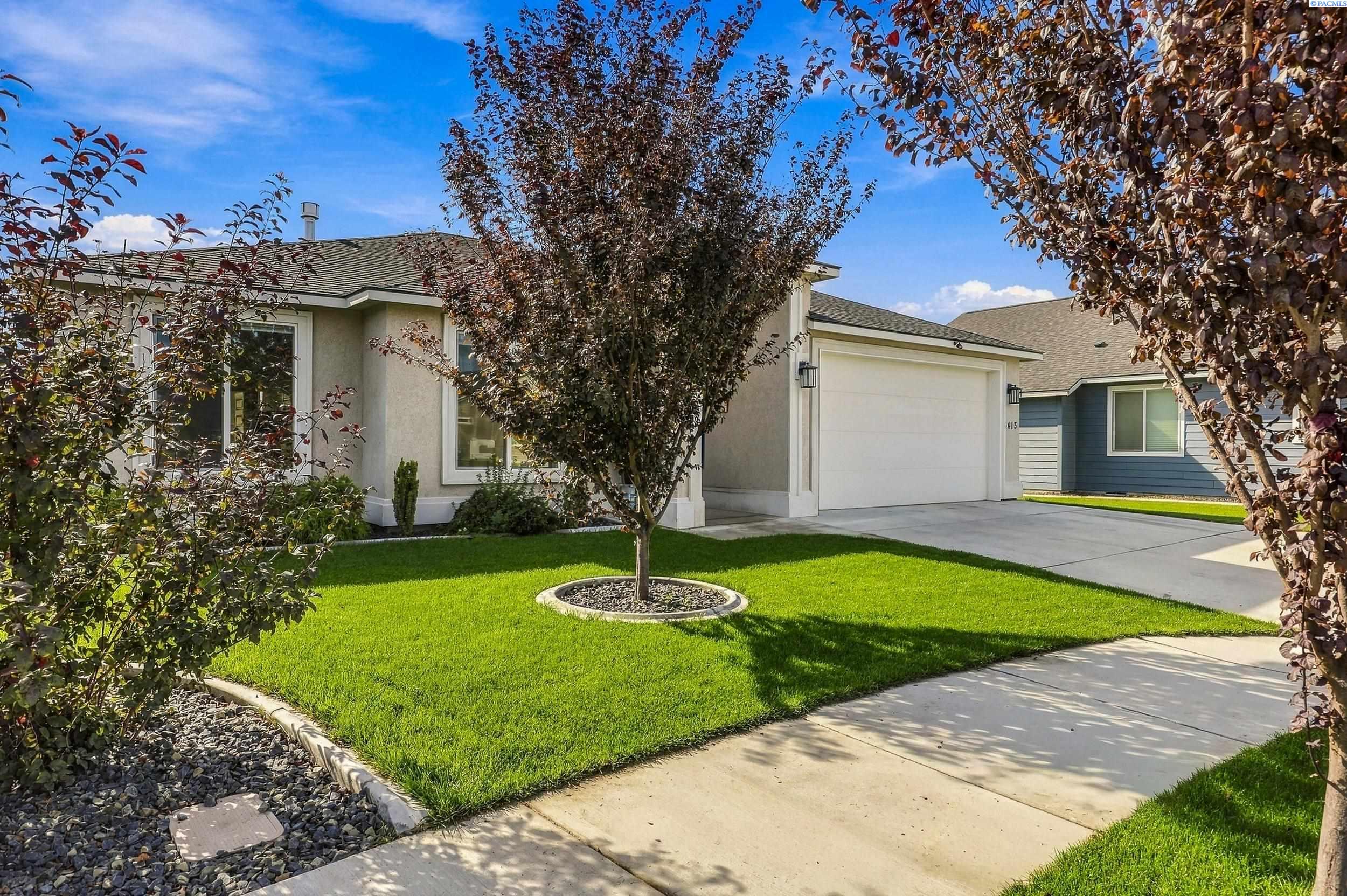 4413 Village View St, Richland, WA 99352