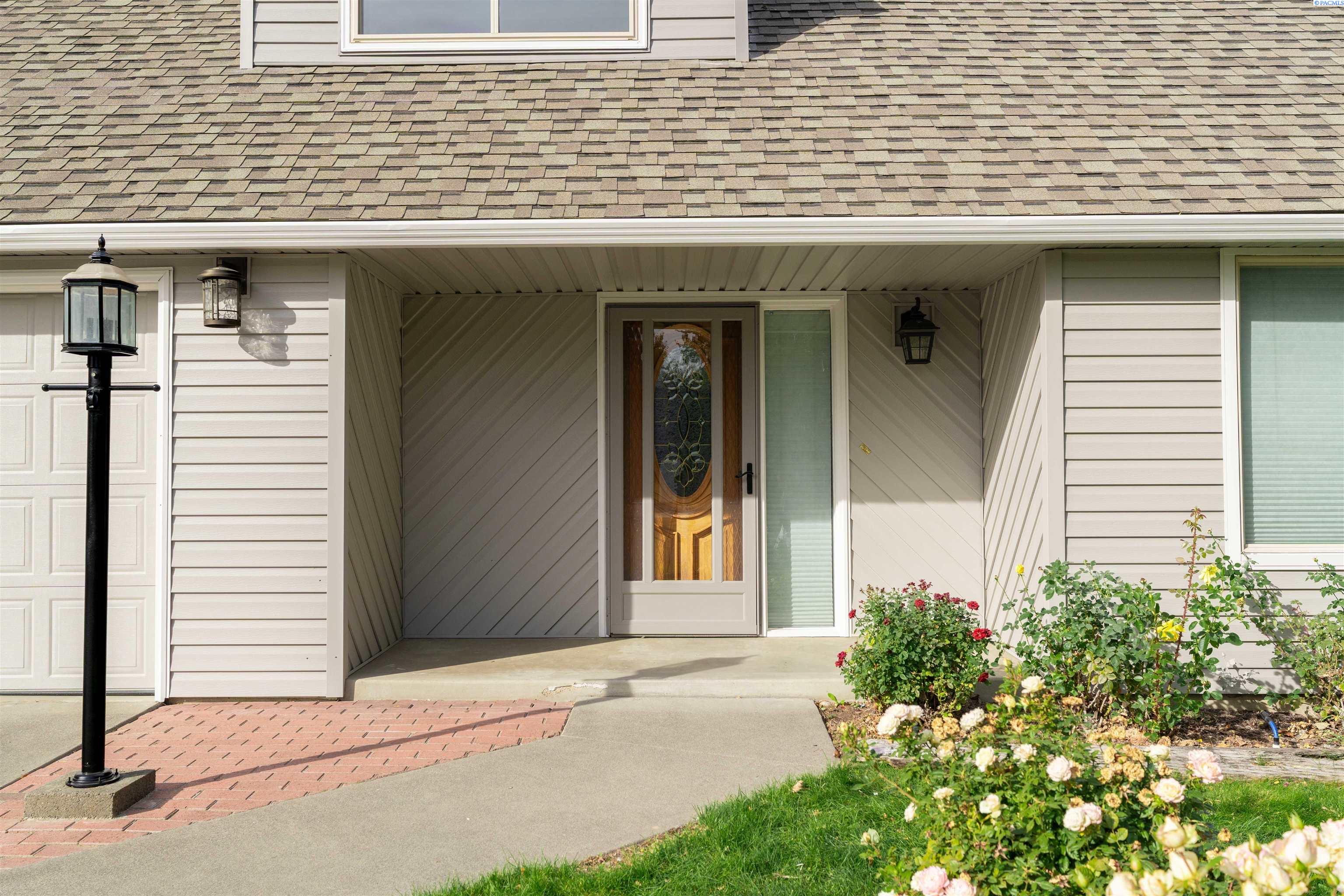 908 S Wilson Ct, Kennewick, WA 99336