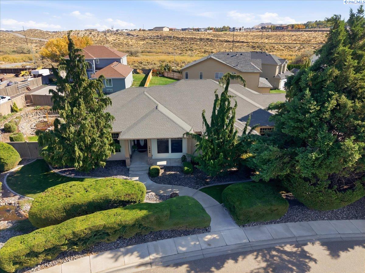 2986 Bruce Lee Ln, Richland, WA 99352