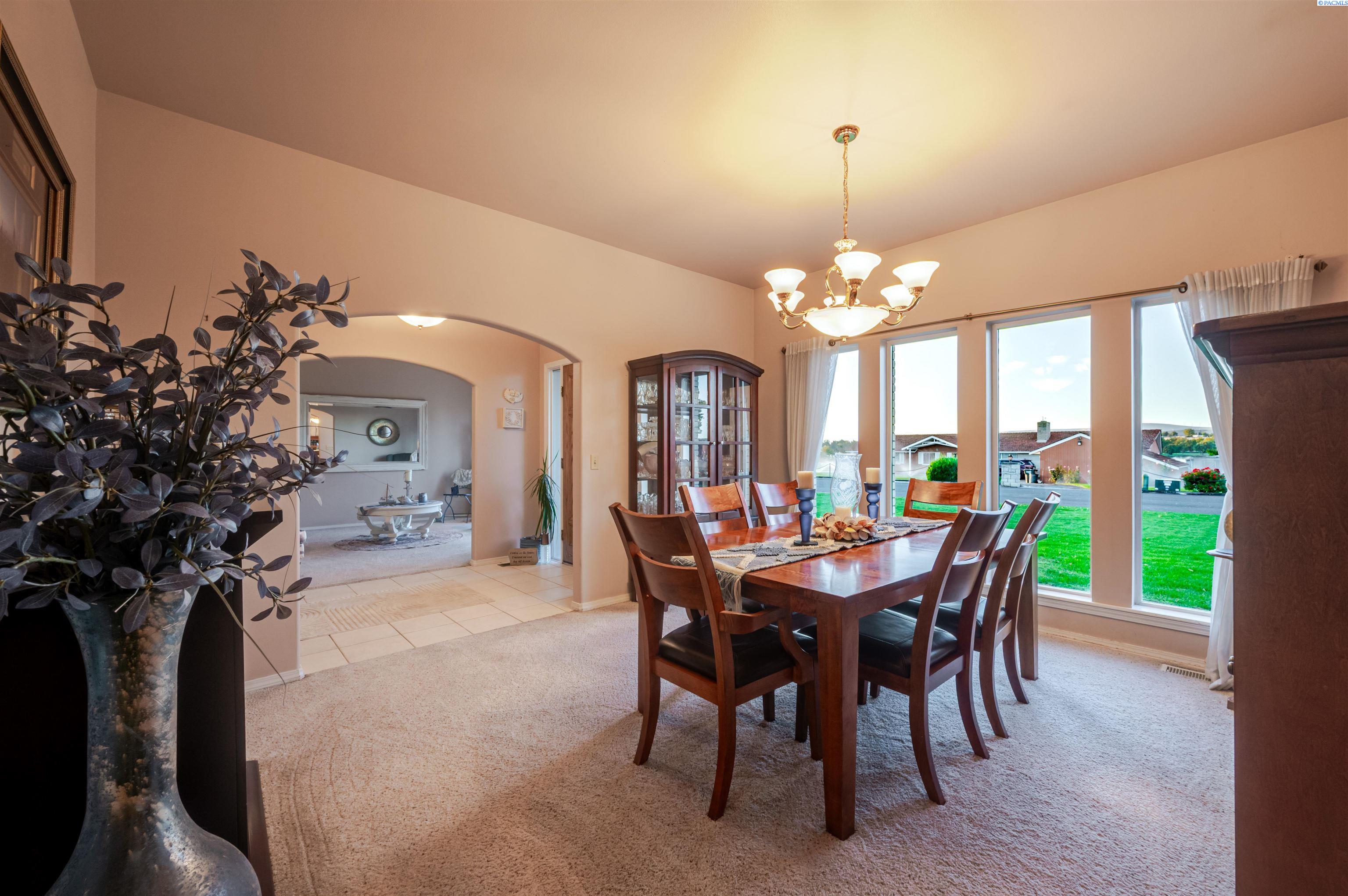 4425 W Riverhaven St, Pasco, WA 99301