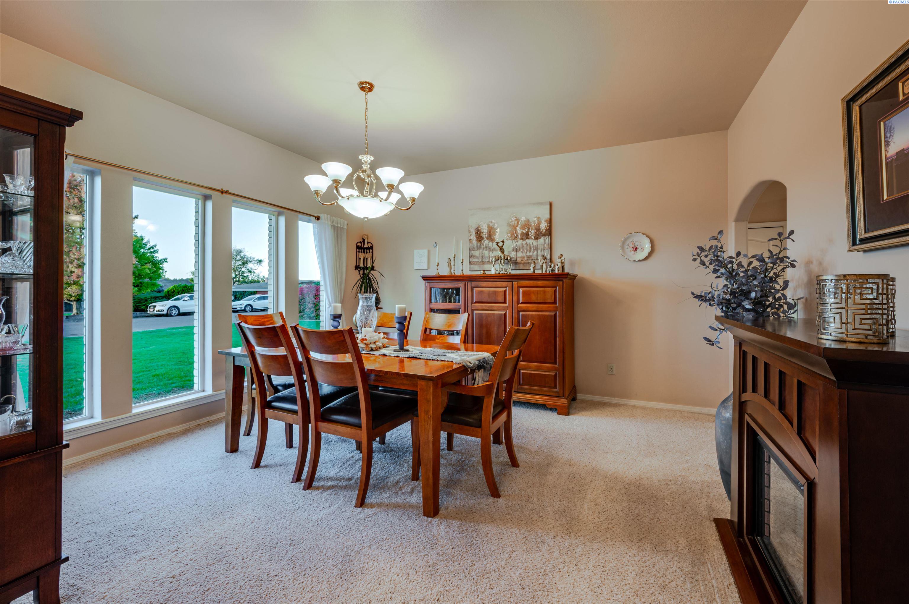 4425 W Riverhaven St, Pasco, WA 99301
