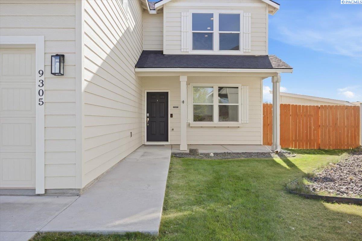 9305 W 9th Pl, Kennewick, WA 99336