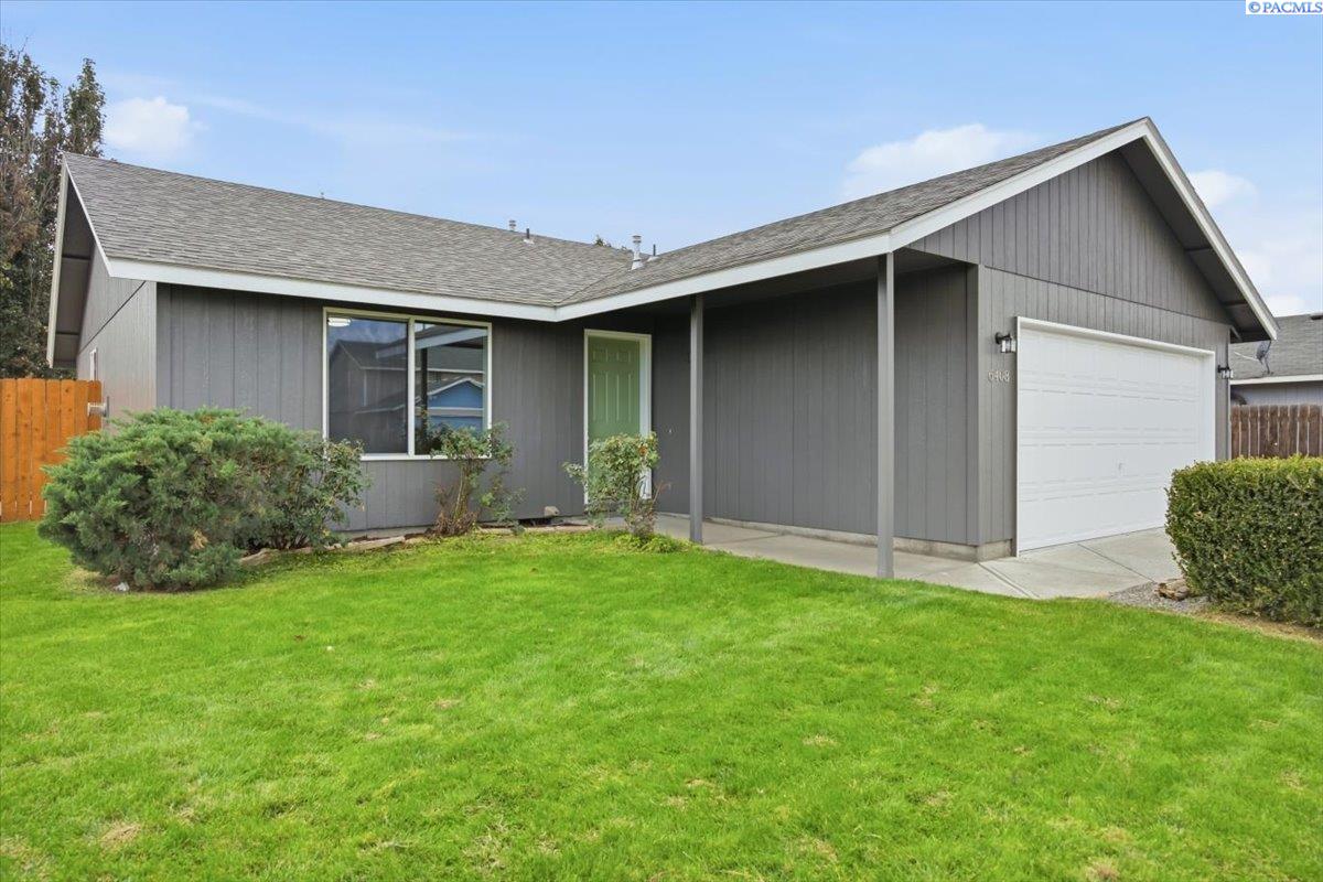 6408 Fenway Dr, Pasco, WA 99301