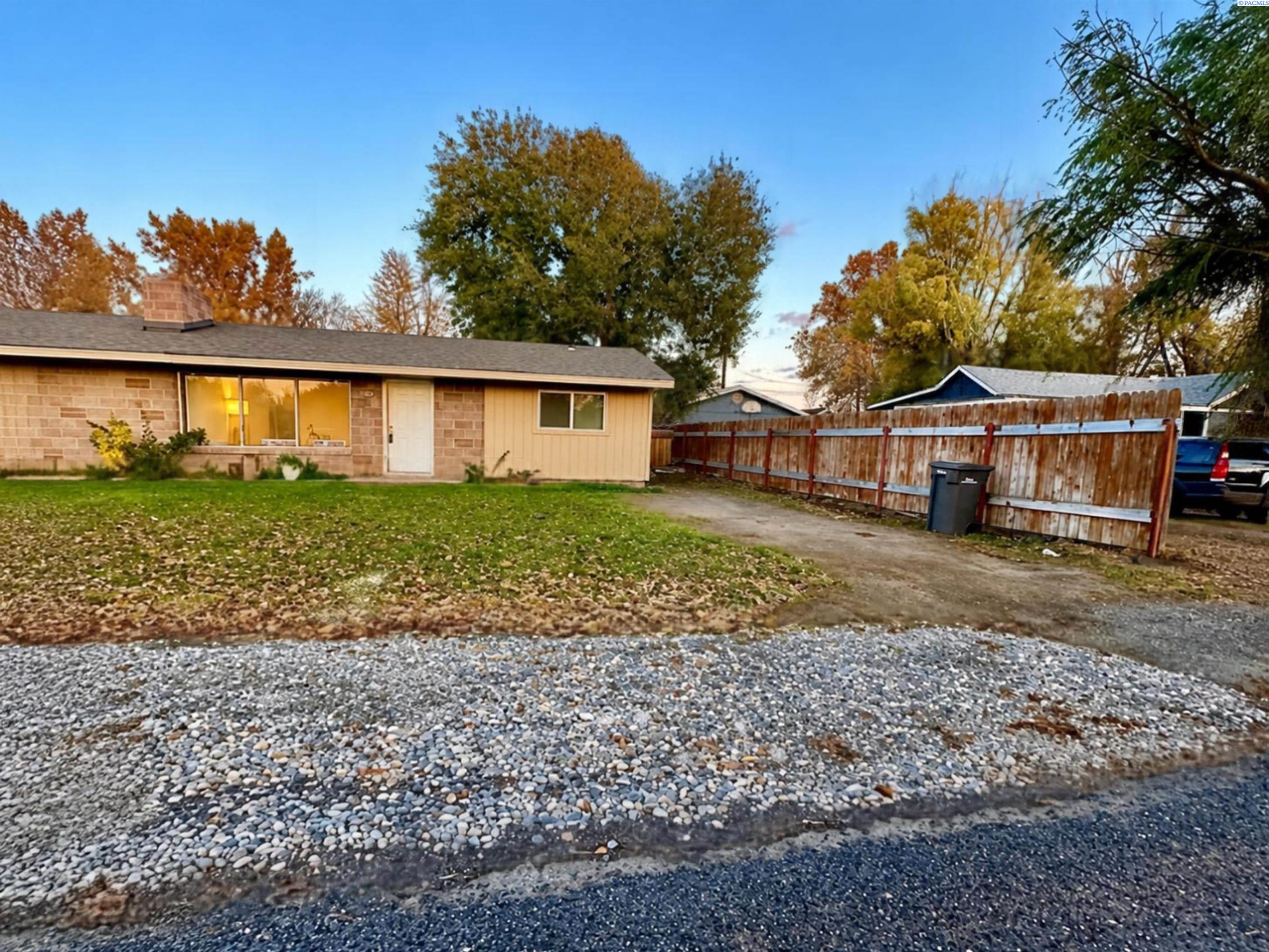 1911 - 1909 S Beech St, Kennewick, WA 99337