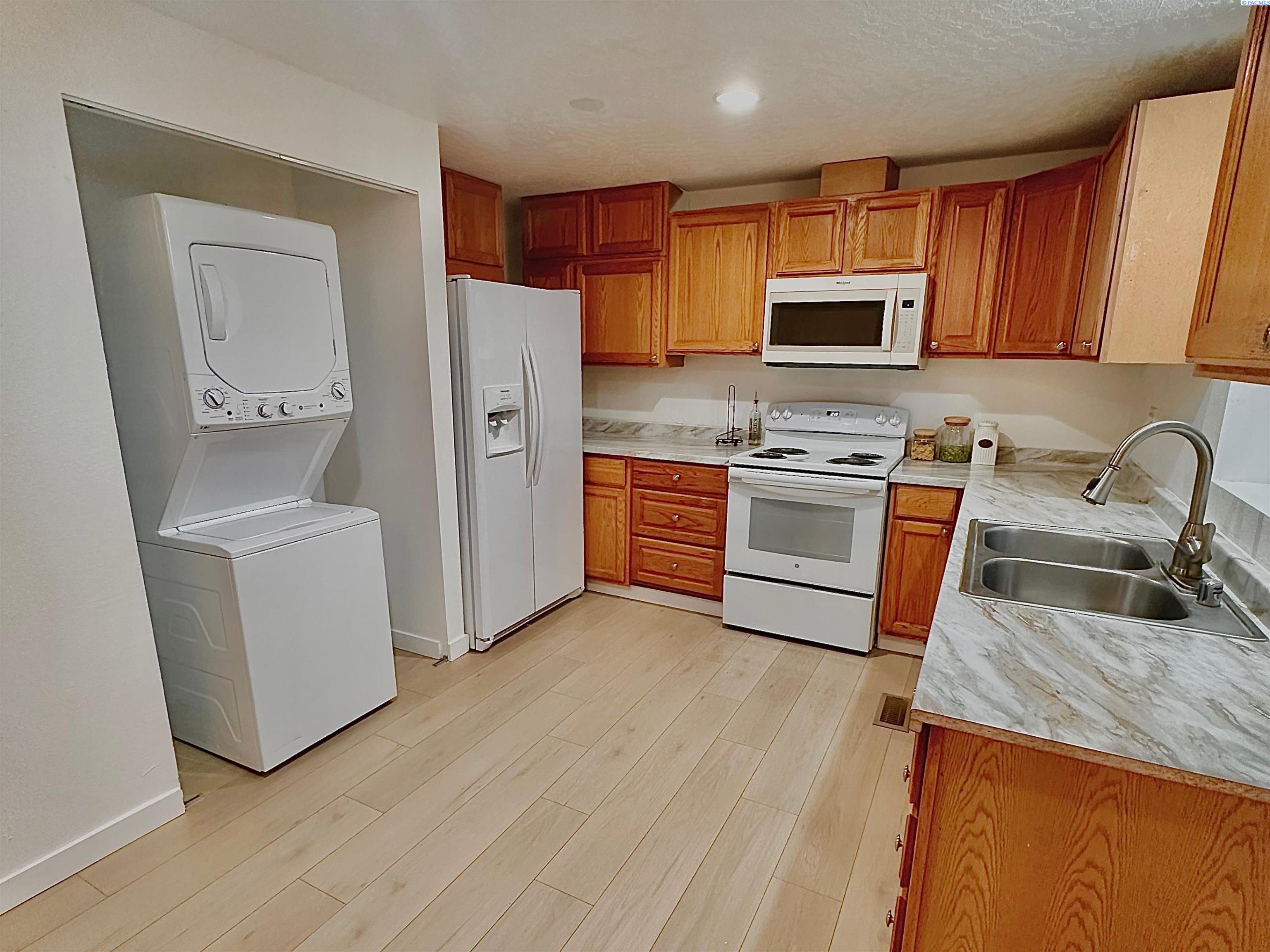 1911 - 1909 S Beech St, Kennewick, WA 99337