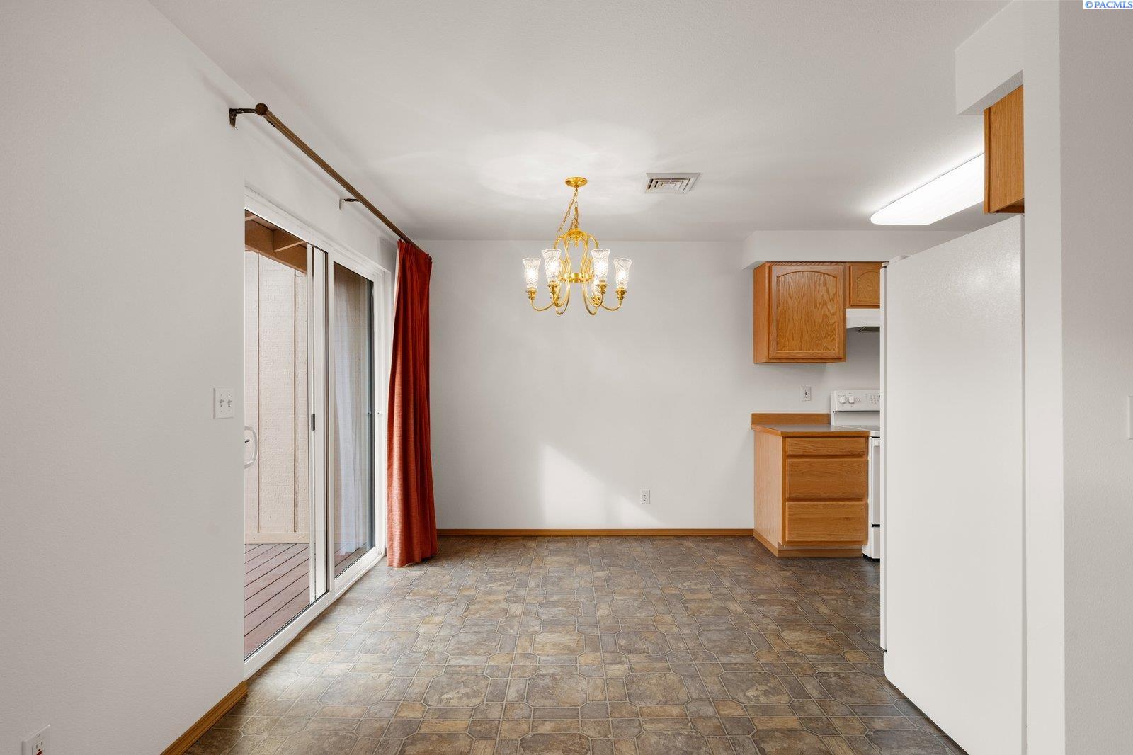 3121 W Hood Ave #A203, Kennewick, WA 99336