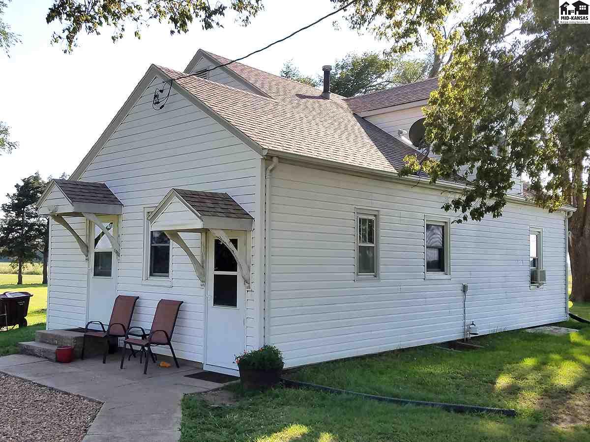 772 24th Ave, Galva, KS 67443