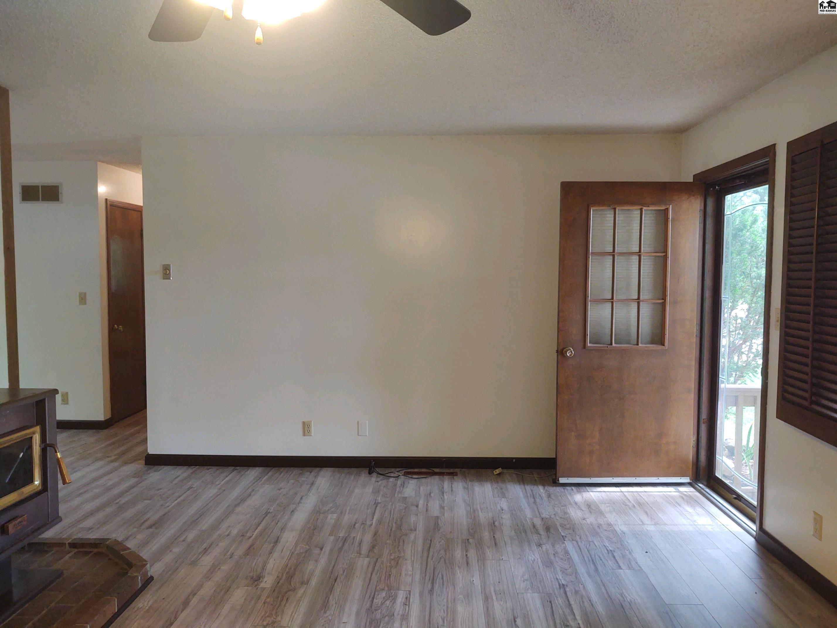 431 S Mcpherson St, Galva, KS 67443
