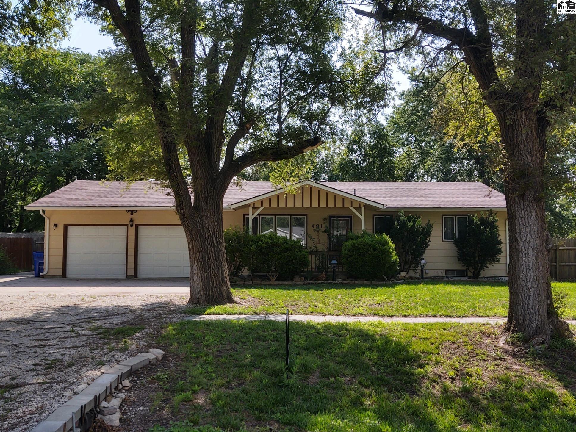 431 S Mcpherson St, Galva, KS 67443