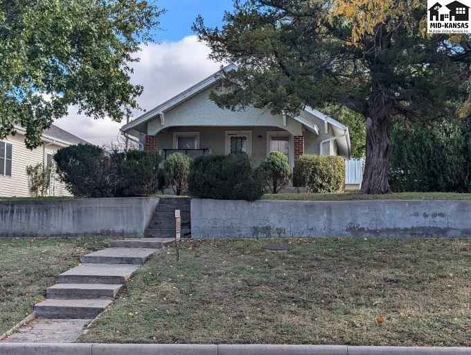 312 N Main St, Medicine Lodge, KS 67104