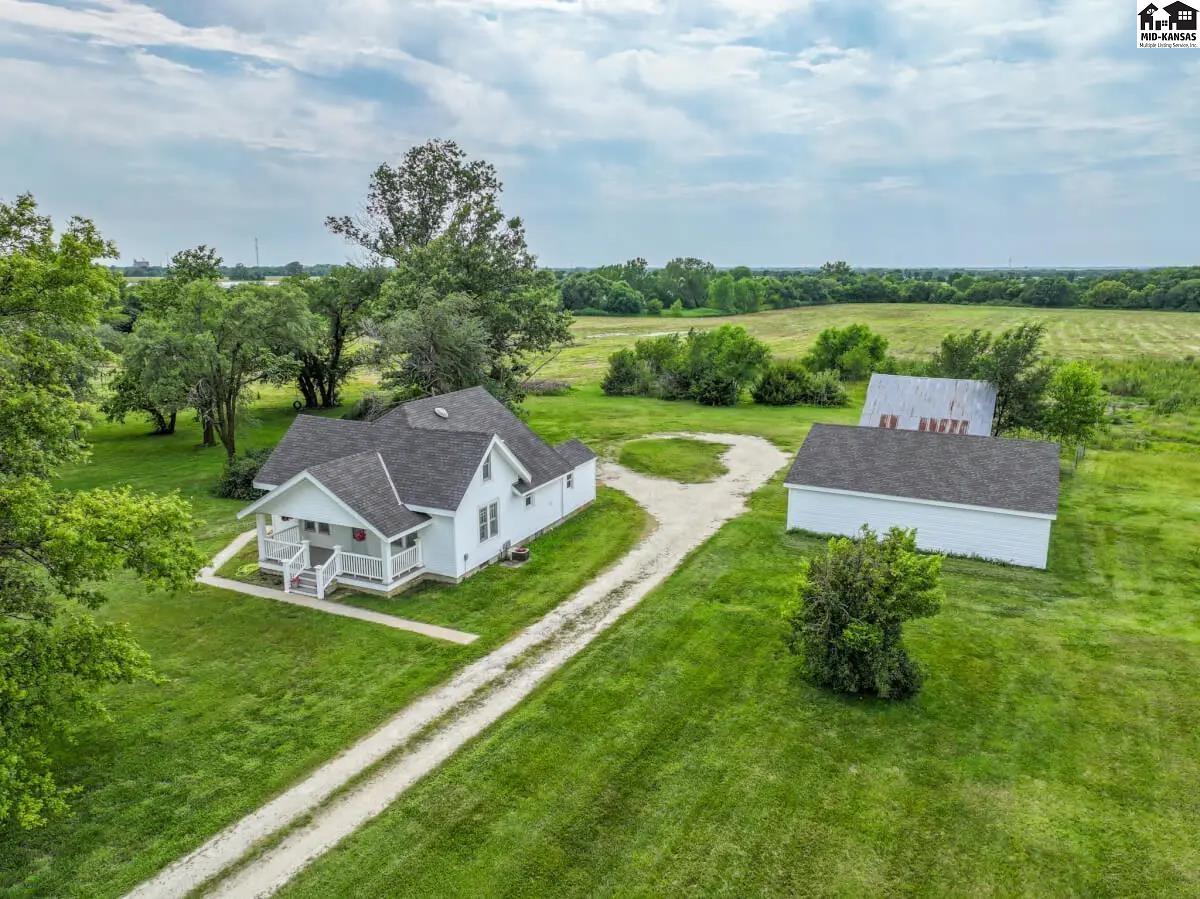 10657 NW Butler Rd, Whitewater, KS 67154