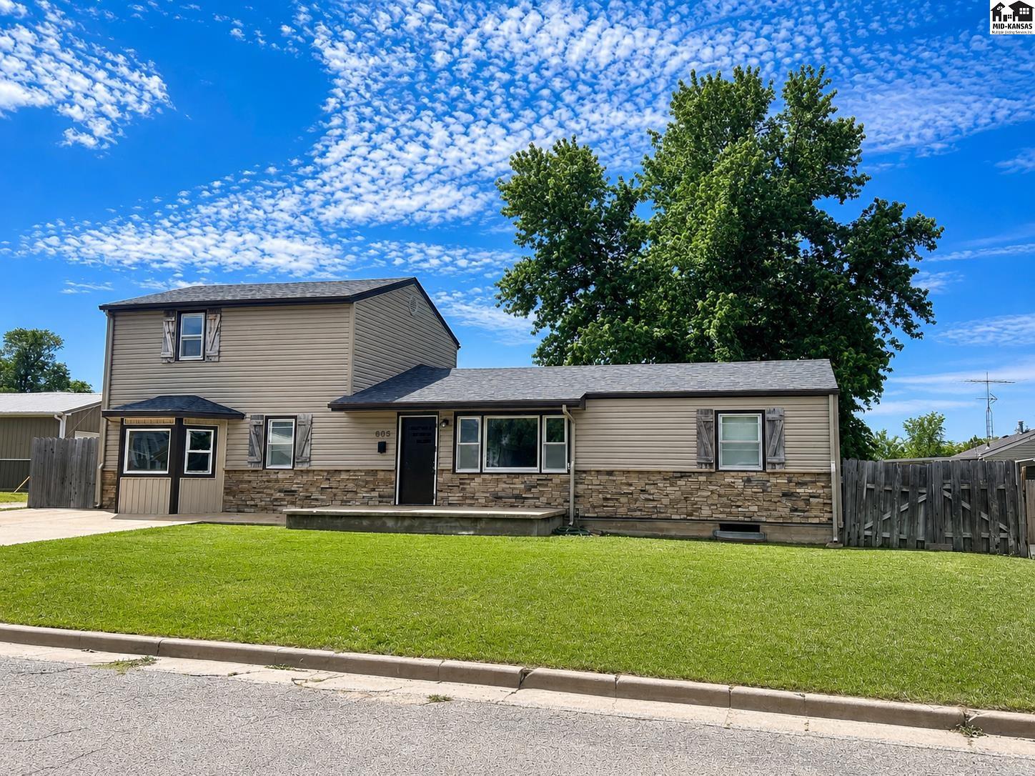 605 Green St, Pratt, KS 67124